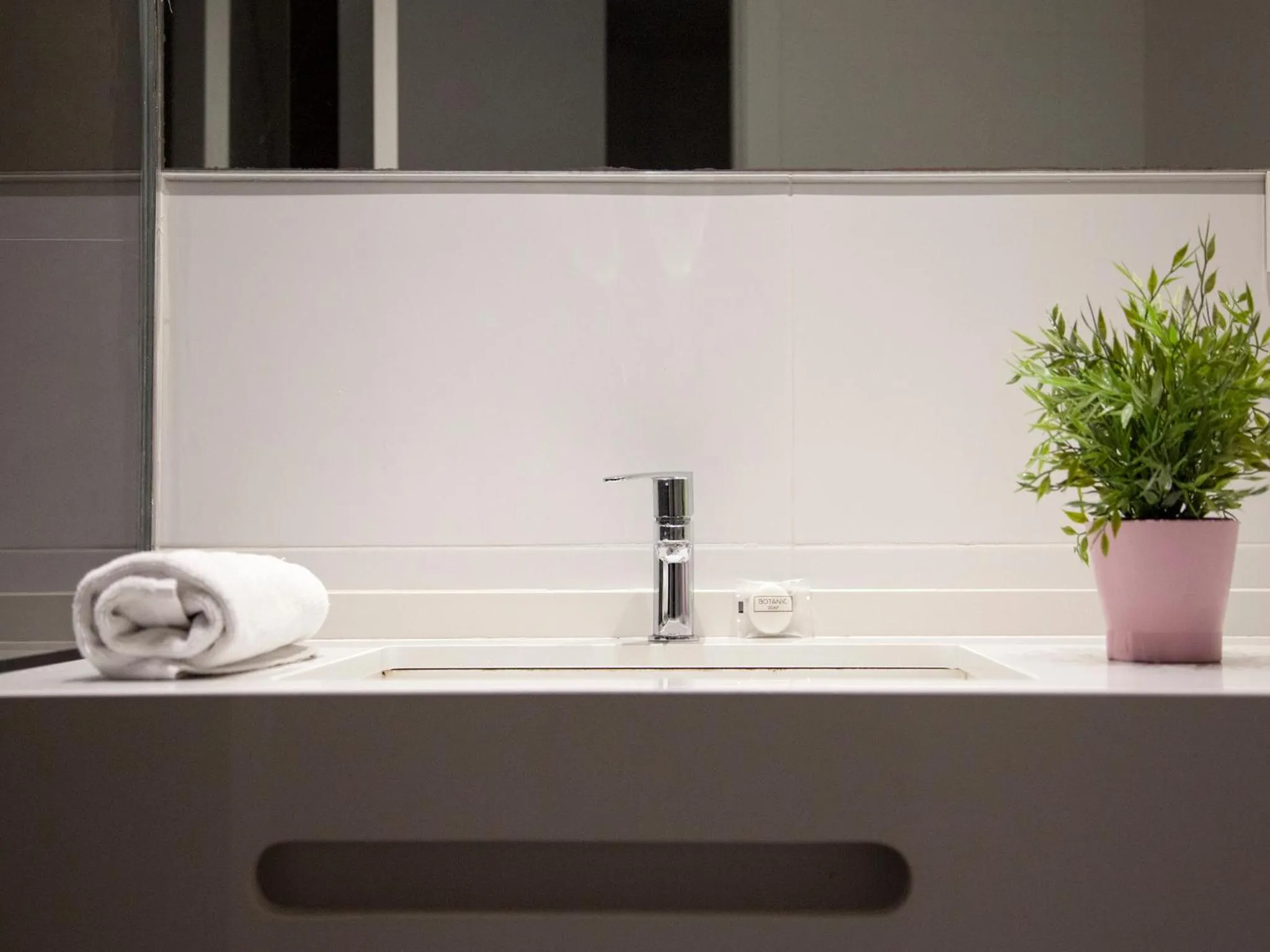 Bathroom in Flats Friends Soho Suites