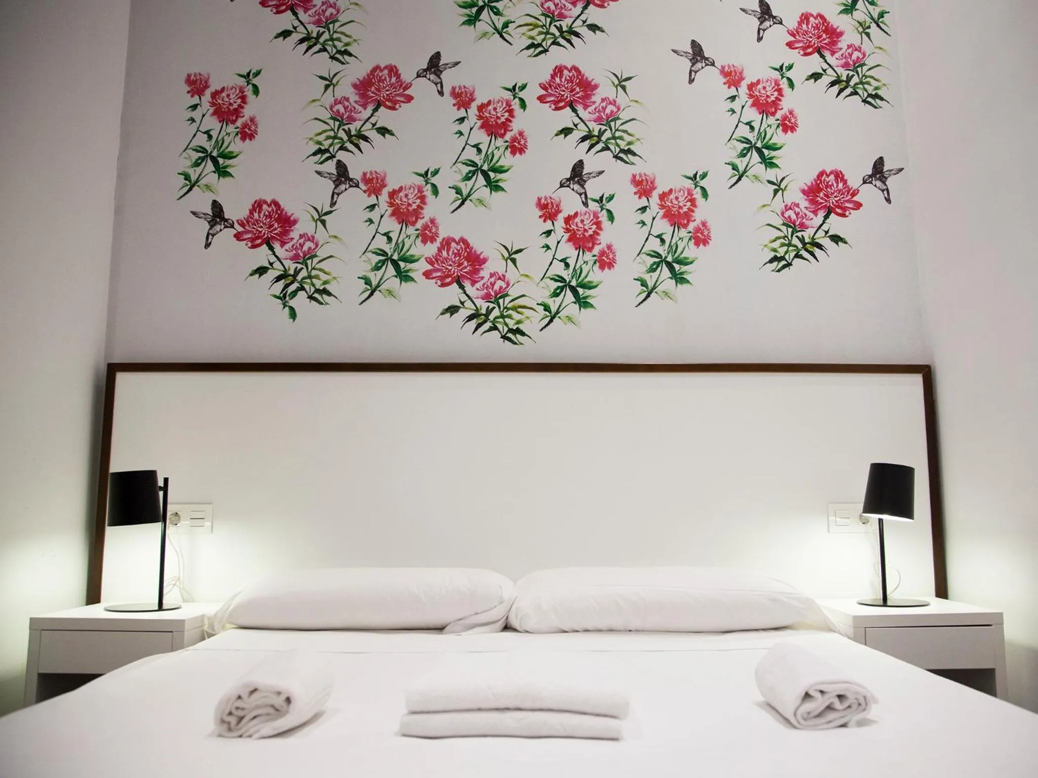 Bedroom, Bed in Flats Friends Soho Suites