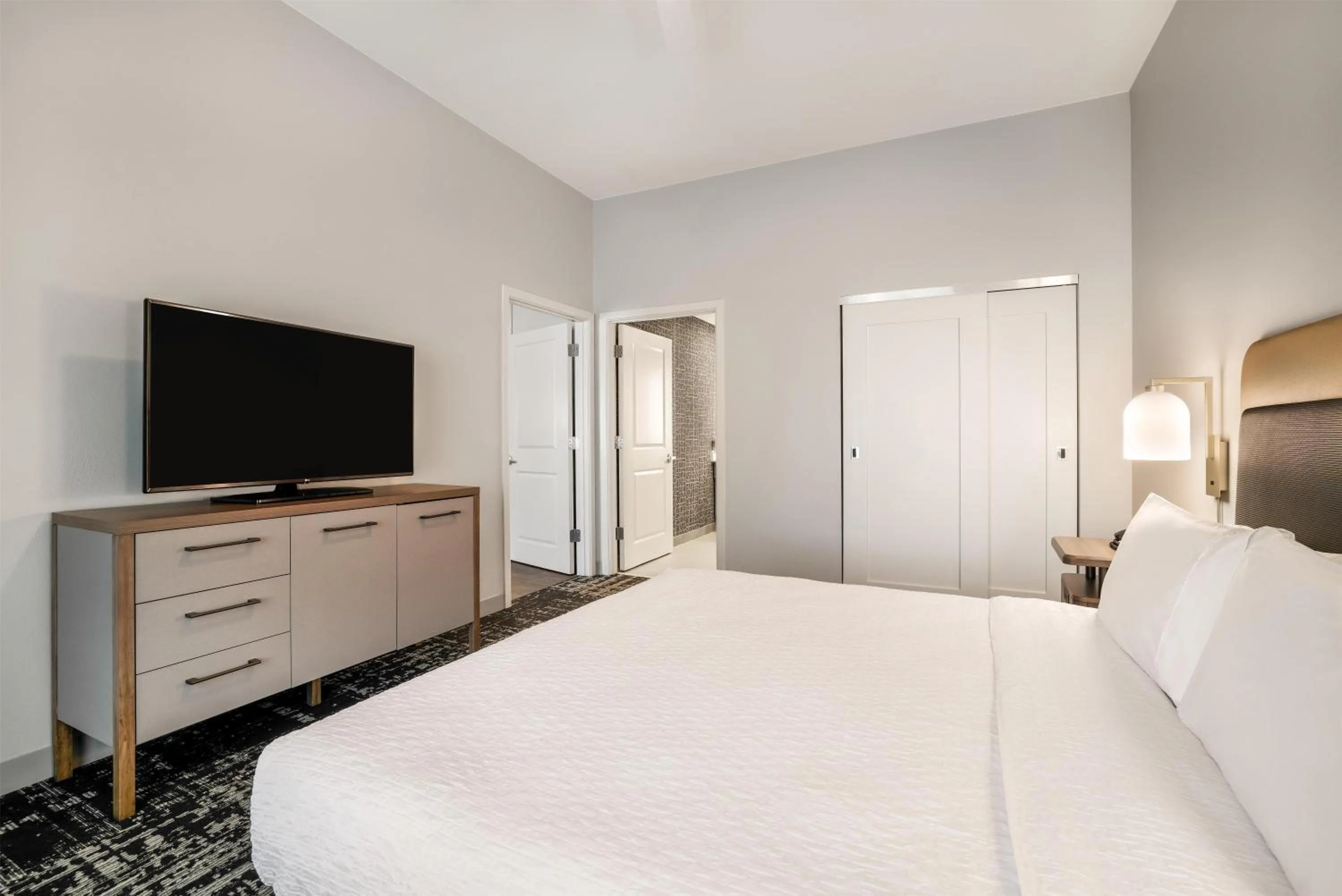 Bed in Homewood Suites Dallas-Frisco