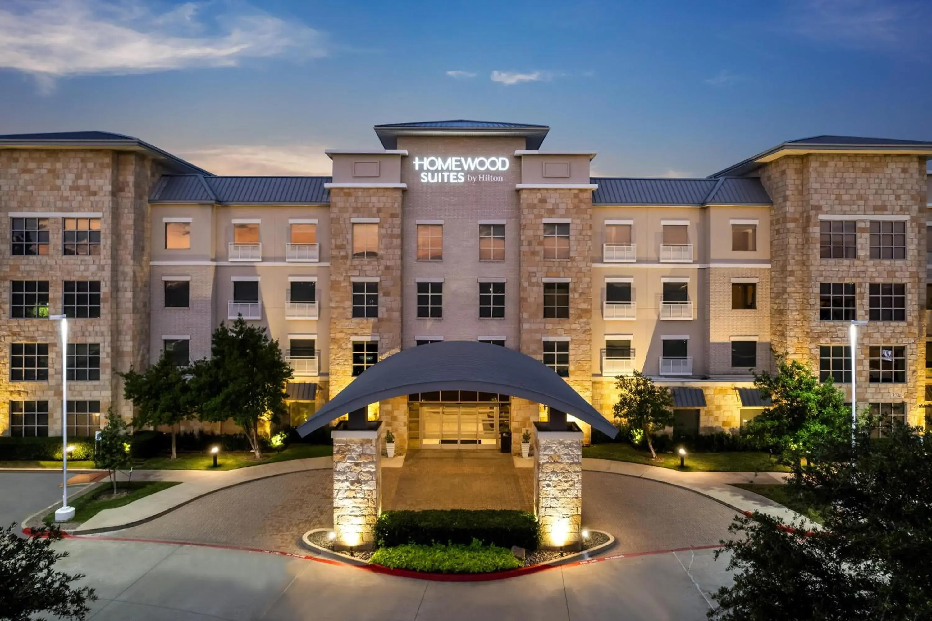 Property building in Homewood Suites Dallas-Frisco Property building in Homewood Suites Dallas-Frisco