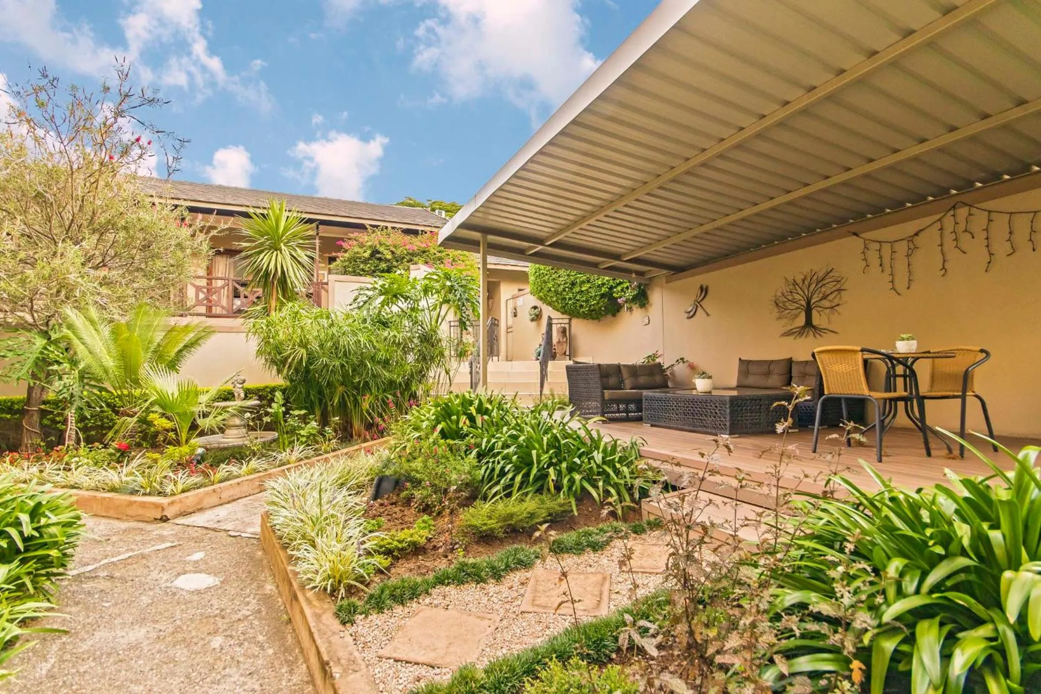 Garden in Dunton Guest House