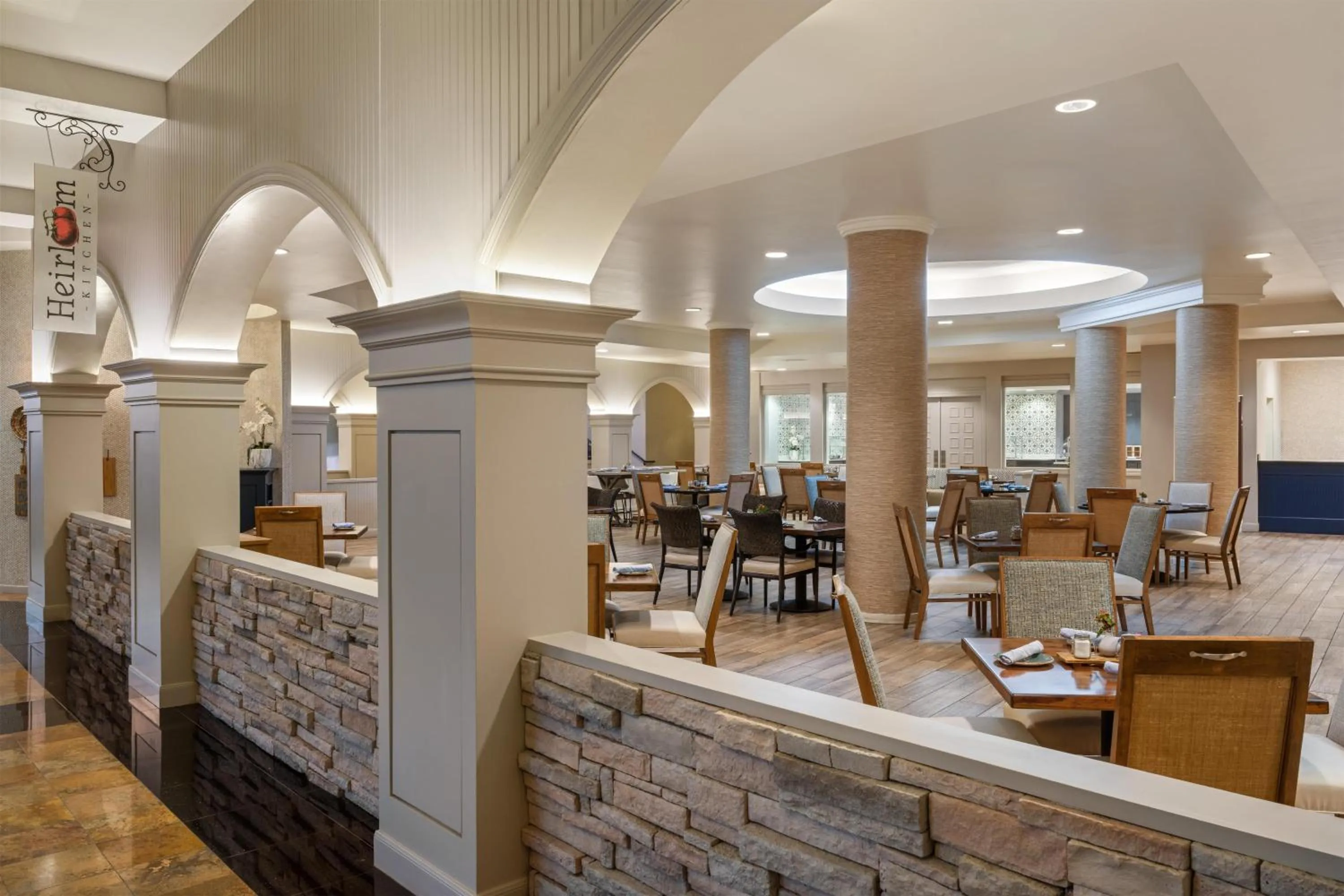 Restaurant/places to eat in Hilton Dallas/Rockwall Lakefront Hotel