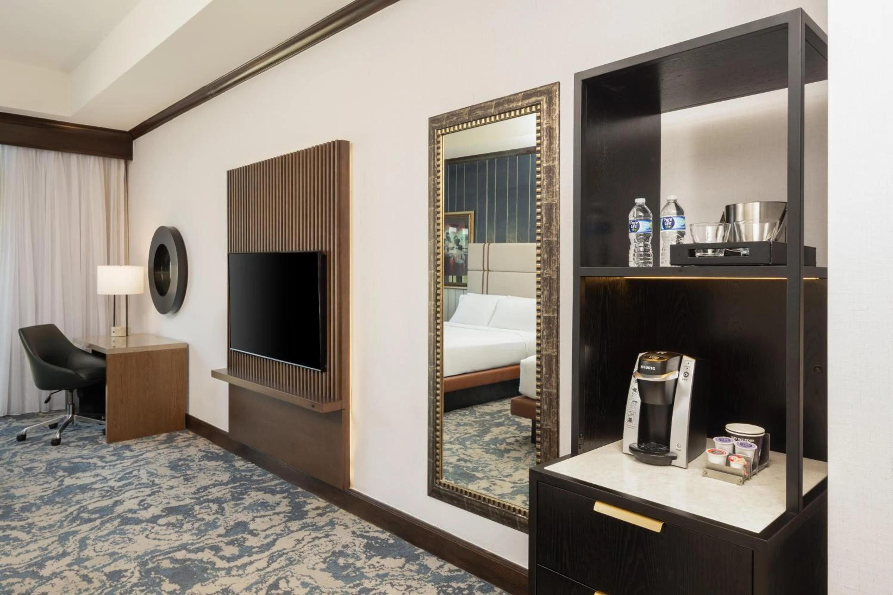 Bed in Hilton Dallas/Rockwall Lakefront Hotel