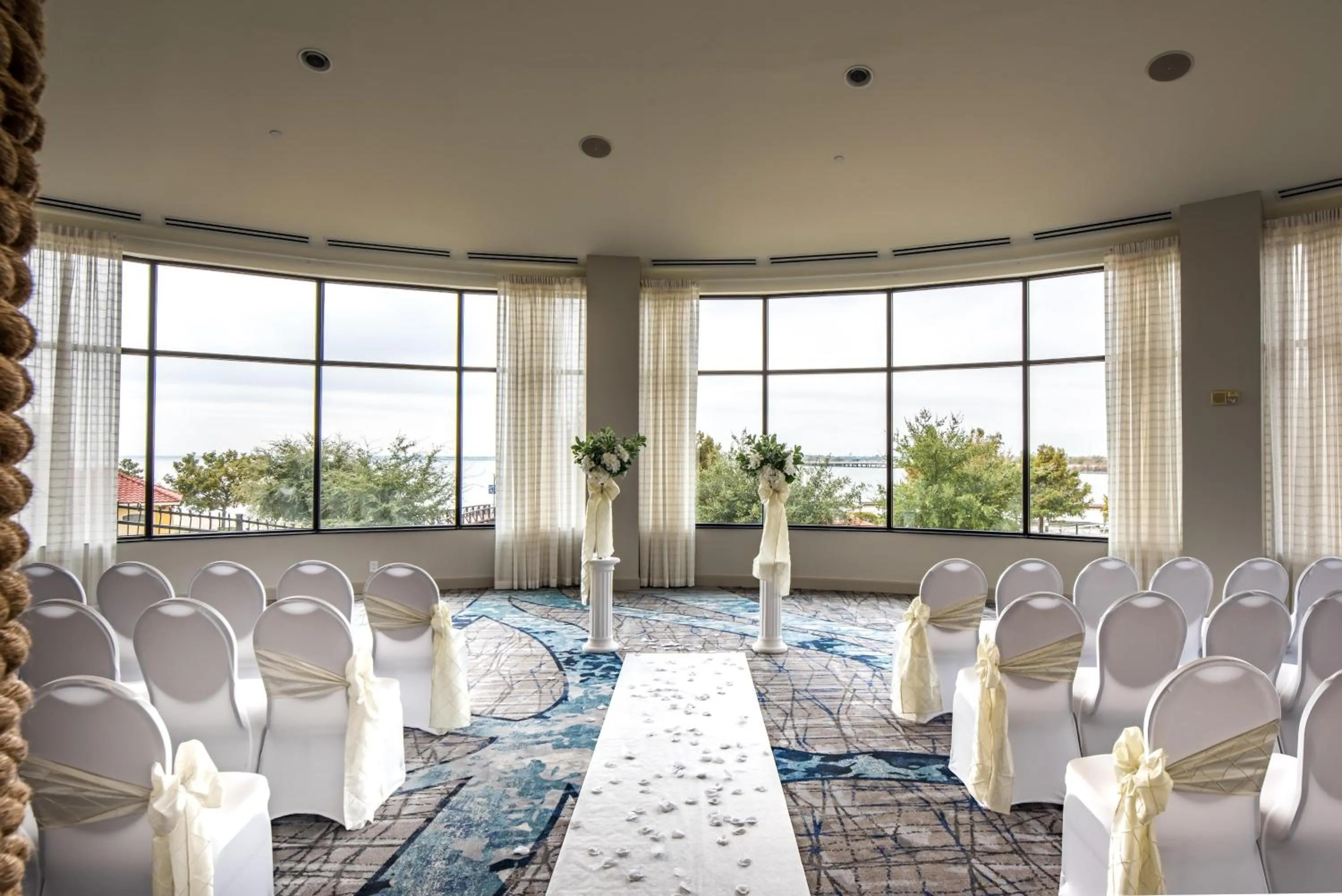 Meeting/conference room in Hilton Dallas/Rockwall Lakefront Hotel
