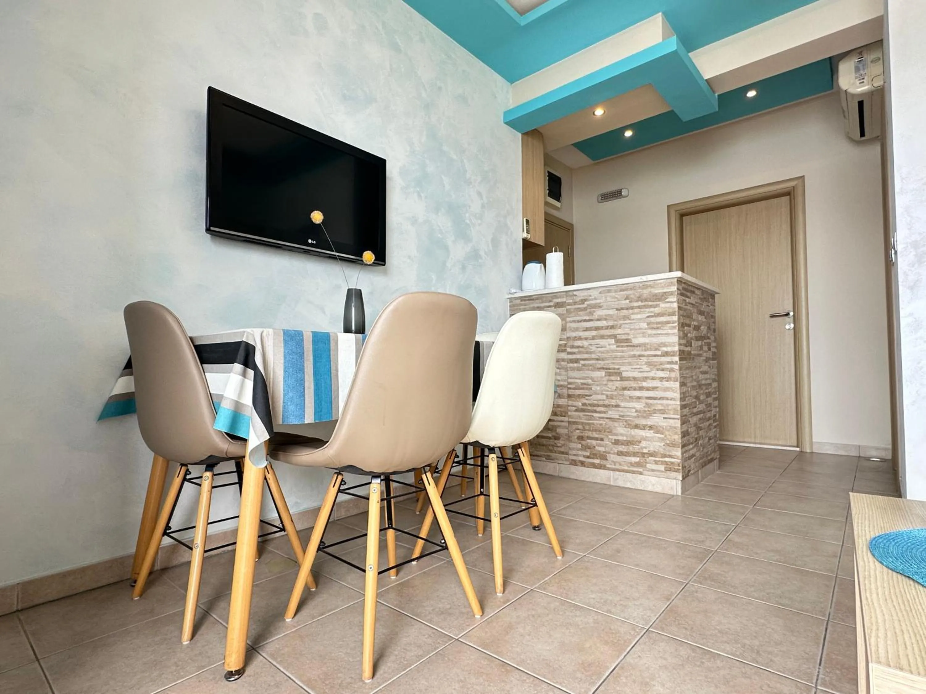 TV and multimedia in Vila Jadranka Apartments