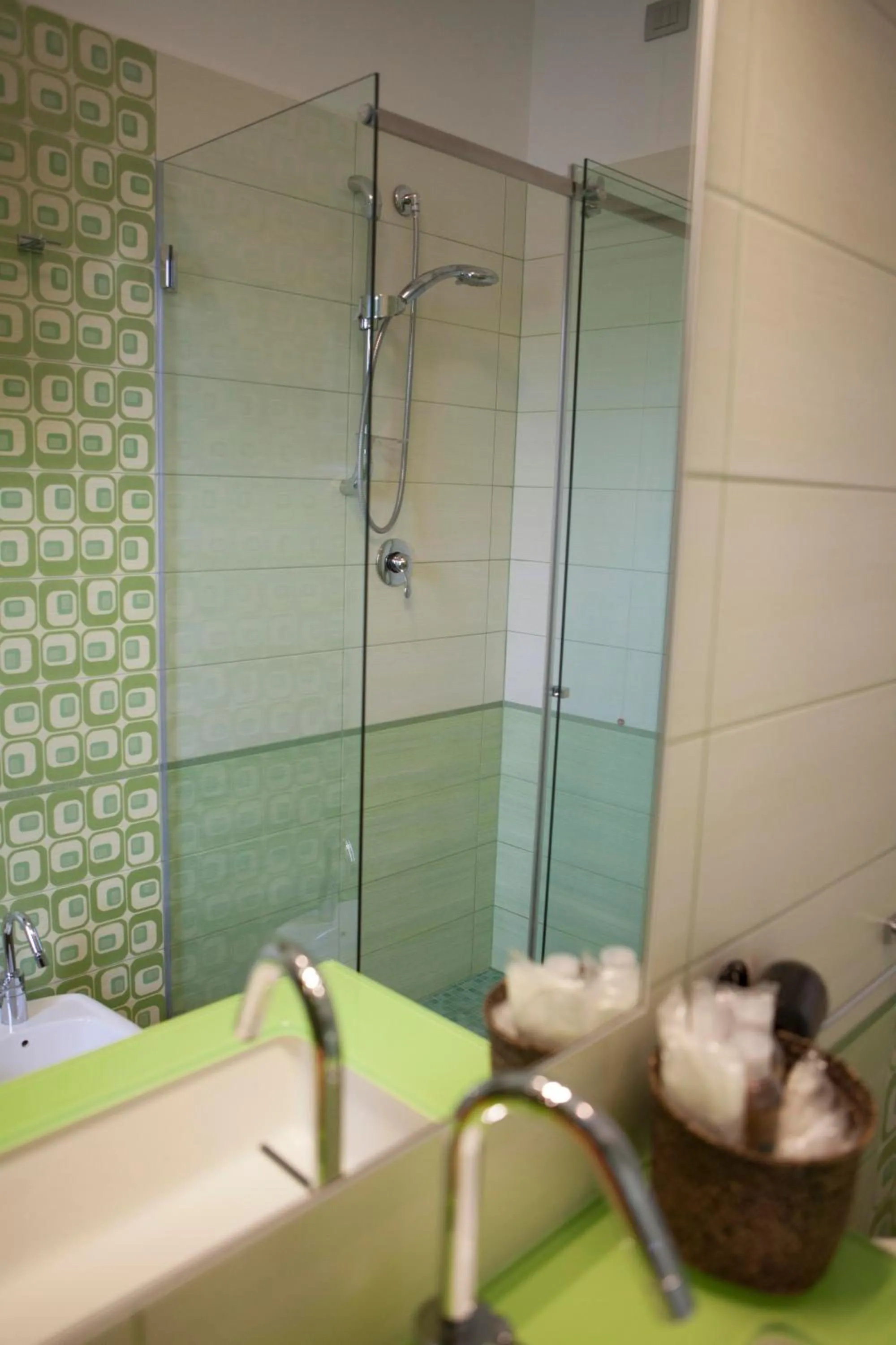 Shower in B&B La Gioiosa
