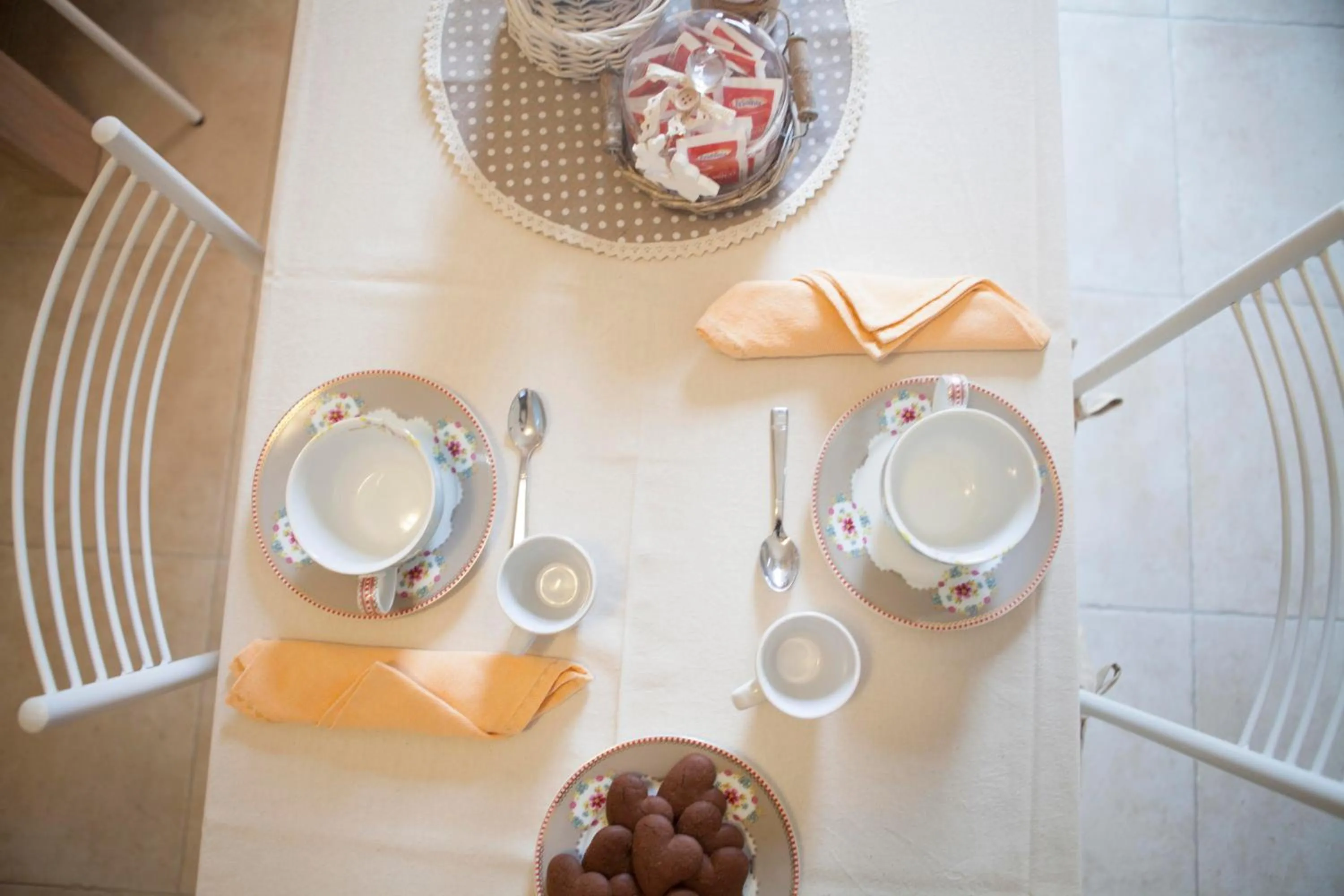 Dining area in B&B La Gioiosa
