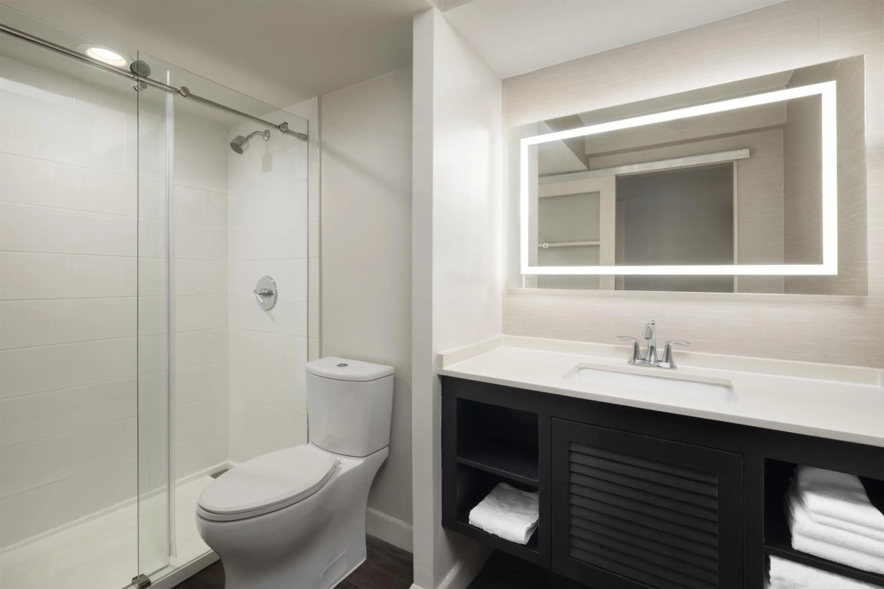 Bathroom in The DEXTRO Little Italy, BW Premier Collection