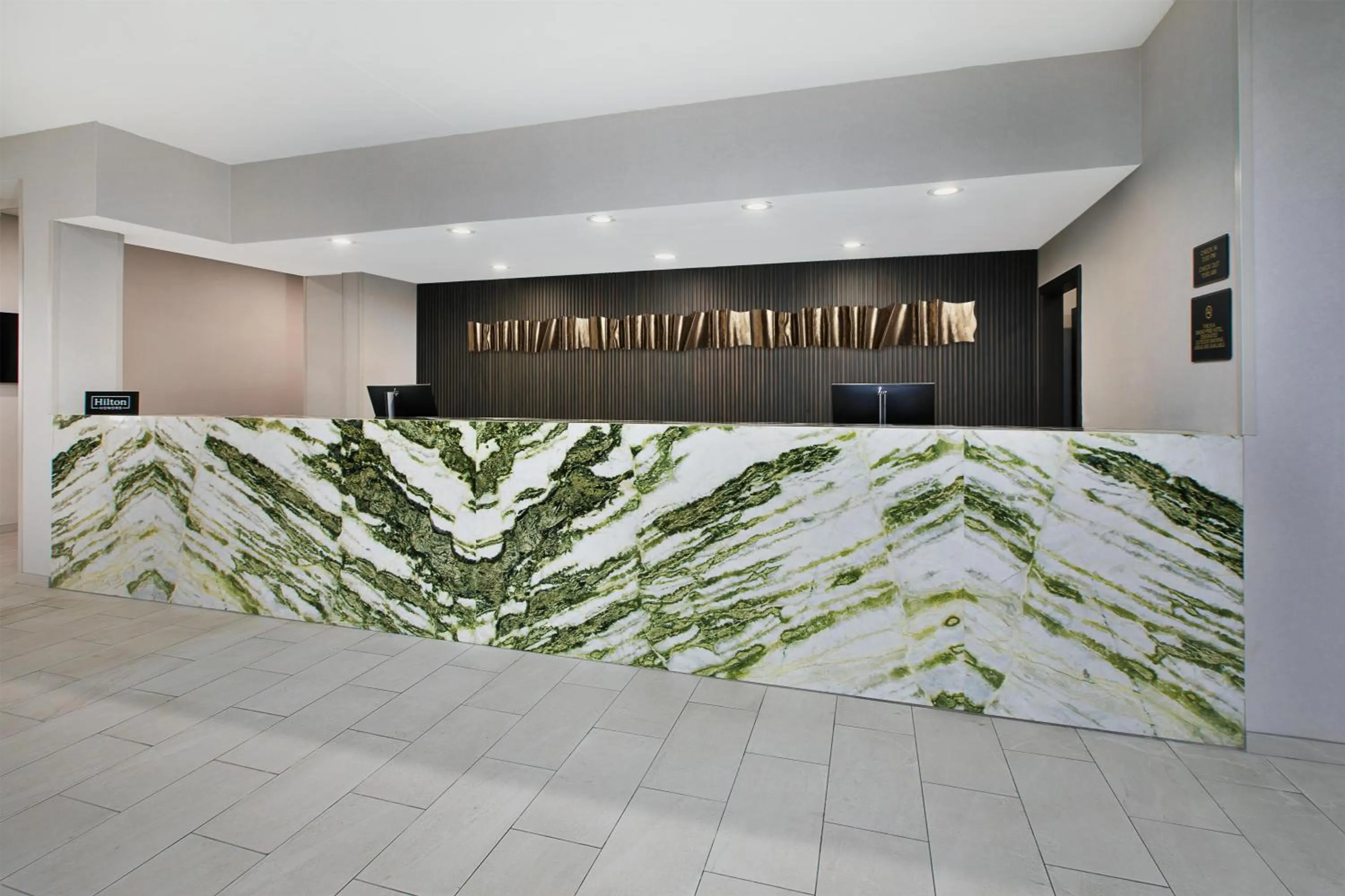 Lobby or reception in DoubleTree by Hilton Hotel Detroit Novi