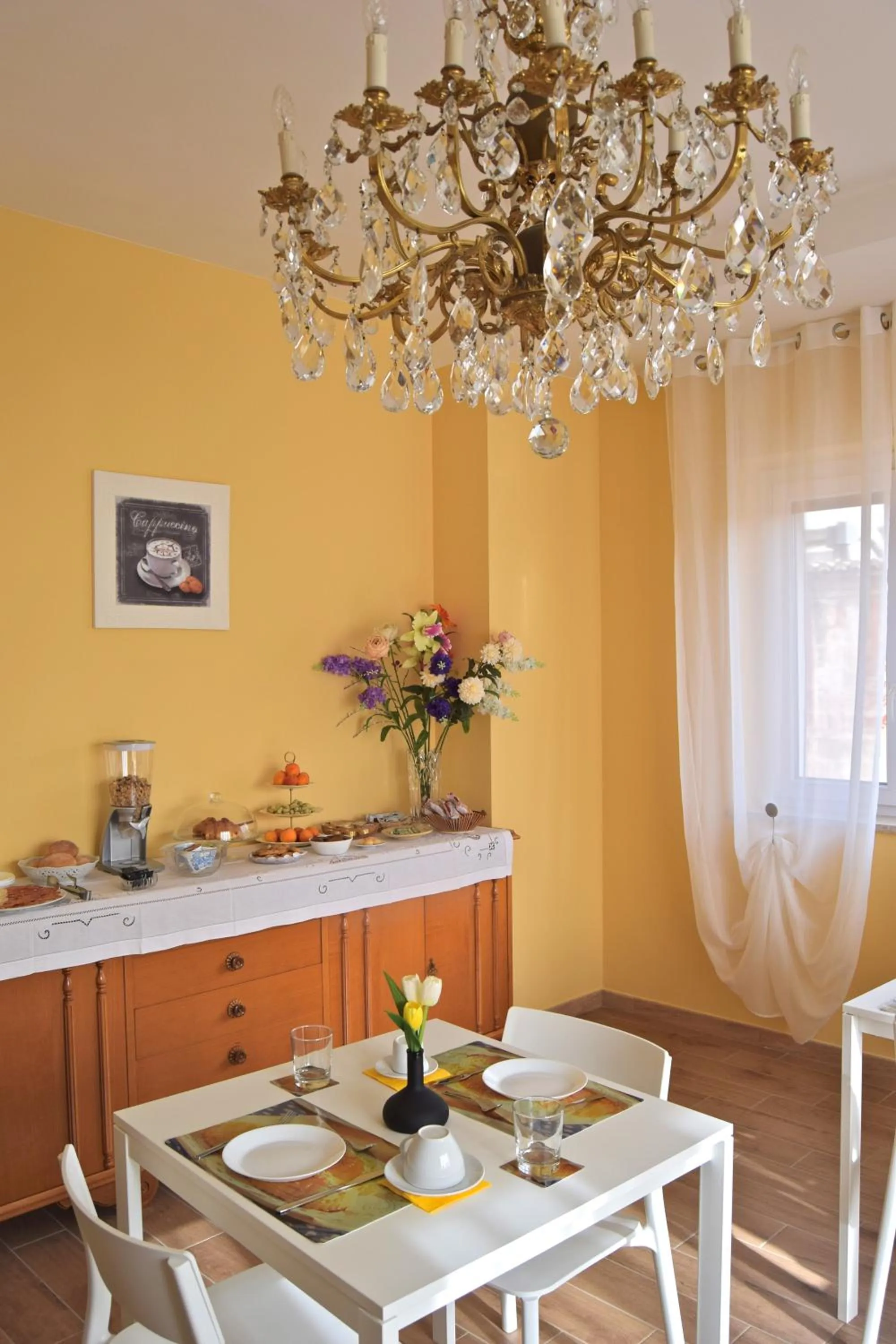 Buffet breakfast in Civico 28