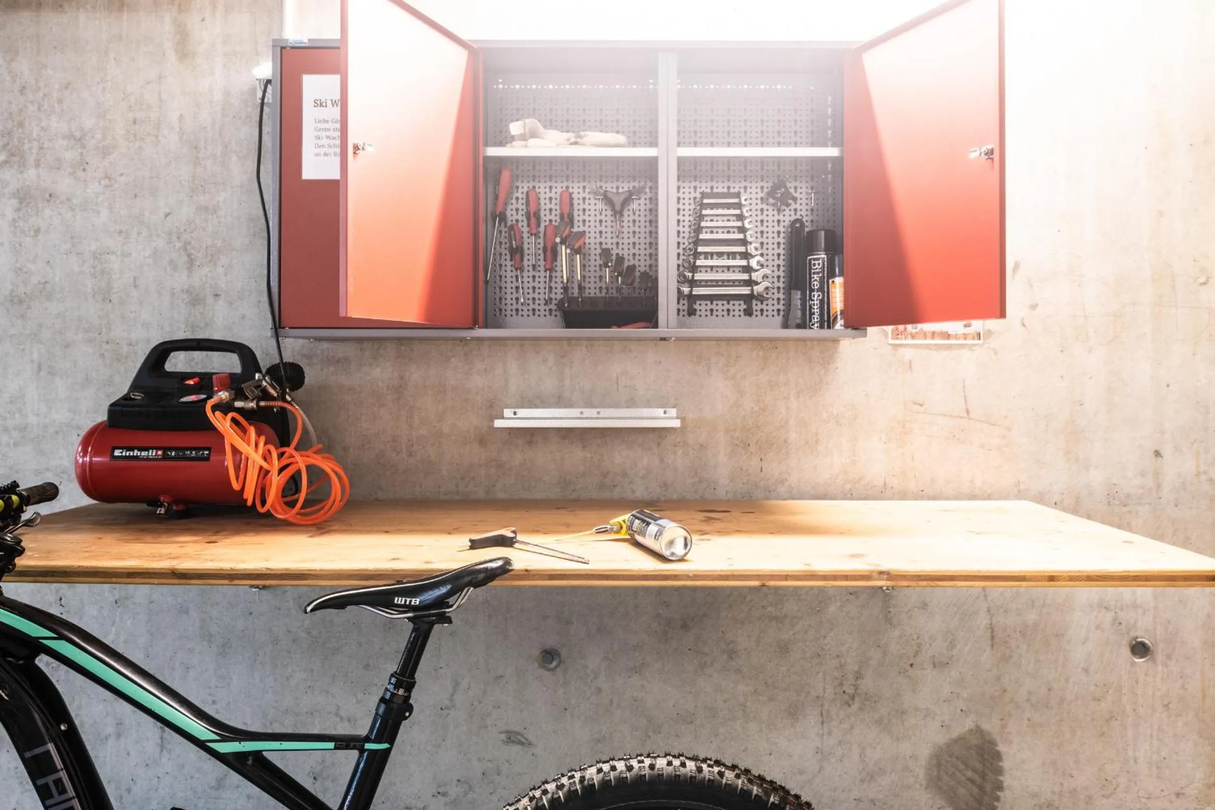 Cycling in Hotel Lenzerhorn - Alpine Stay, Spa & Savour