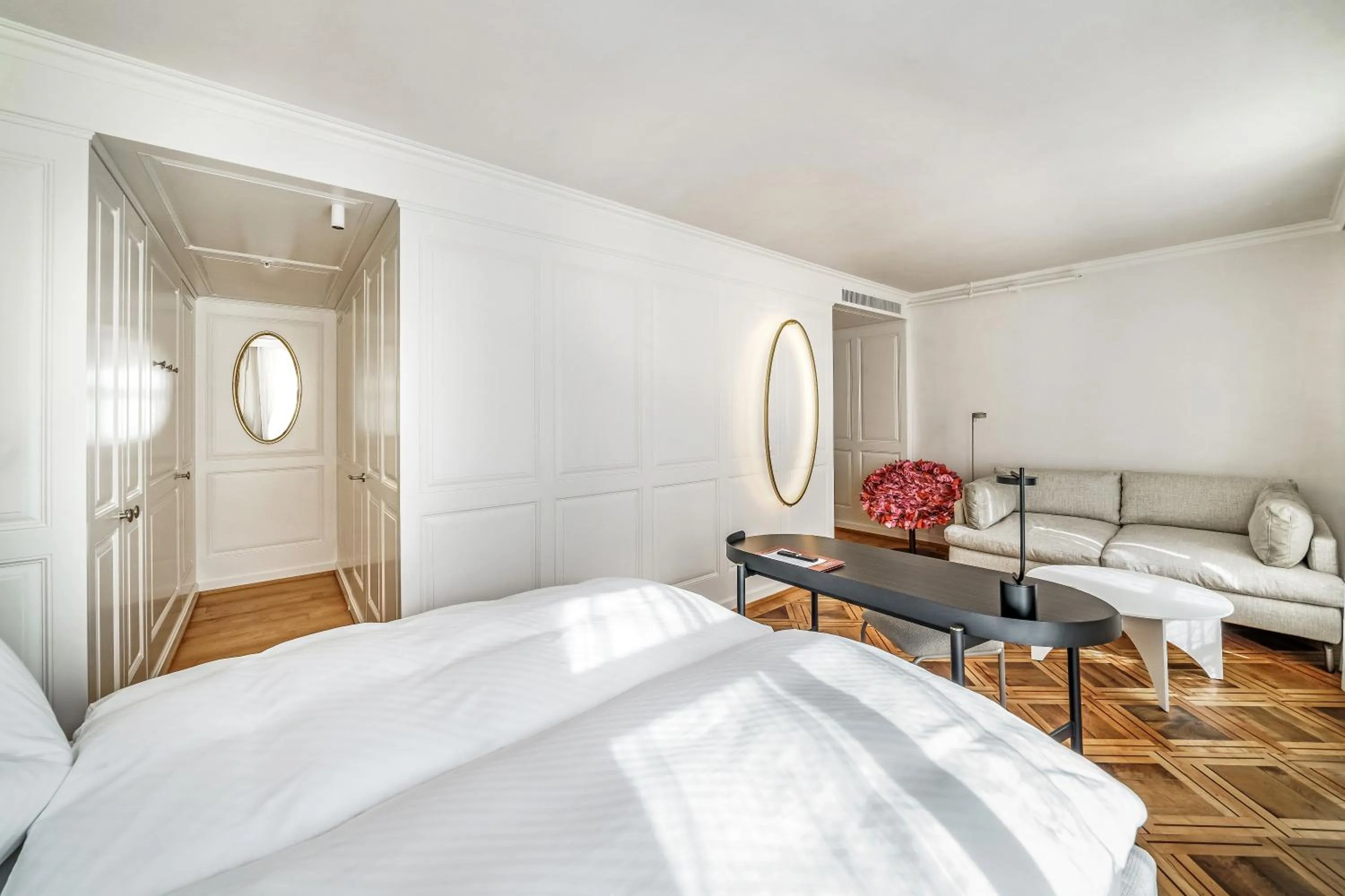 Bed in BLUME Baden Hotel & Restaurant