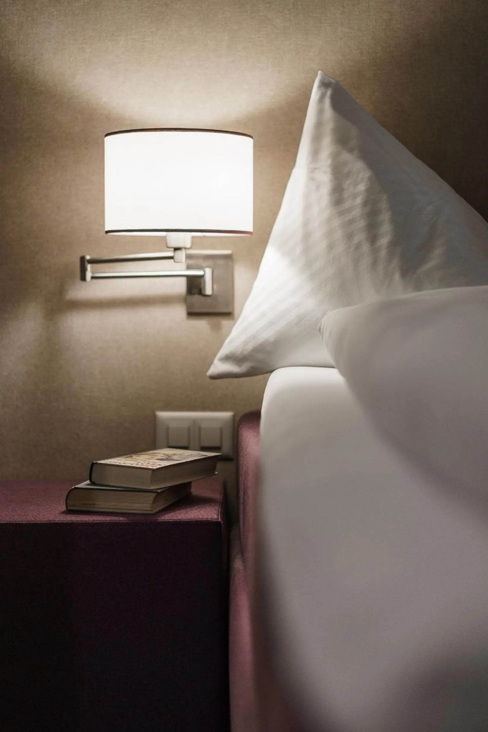 Bed in BLUME Baden Hotel & Restaurant