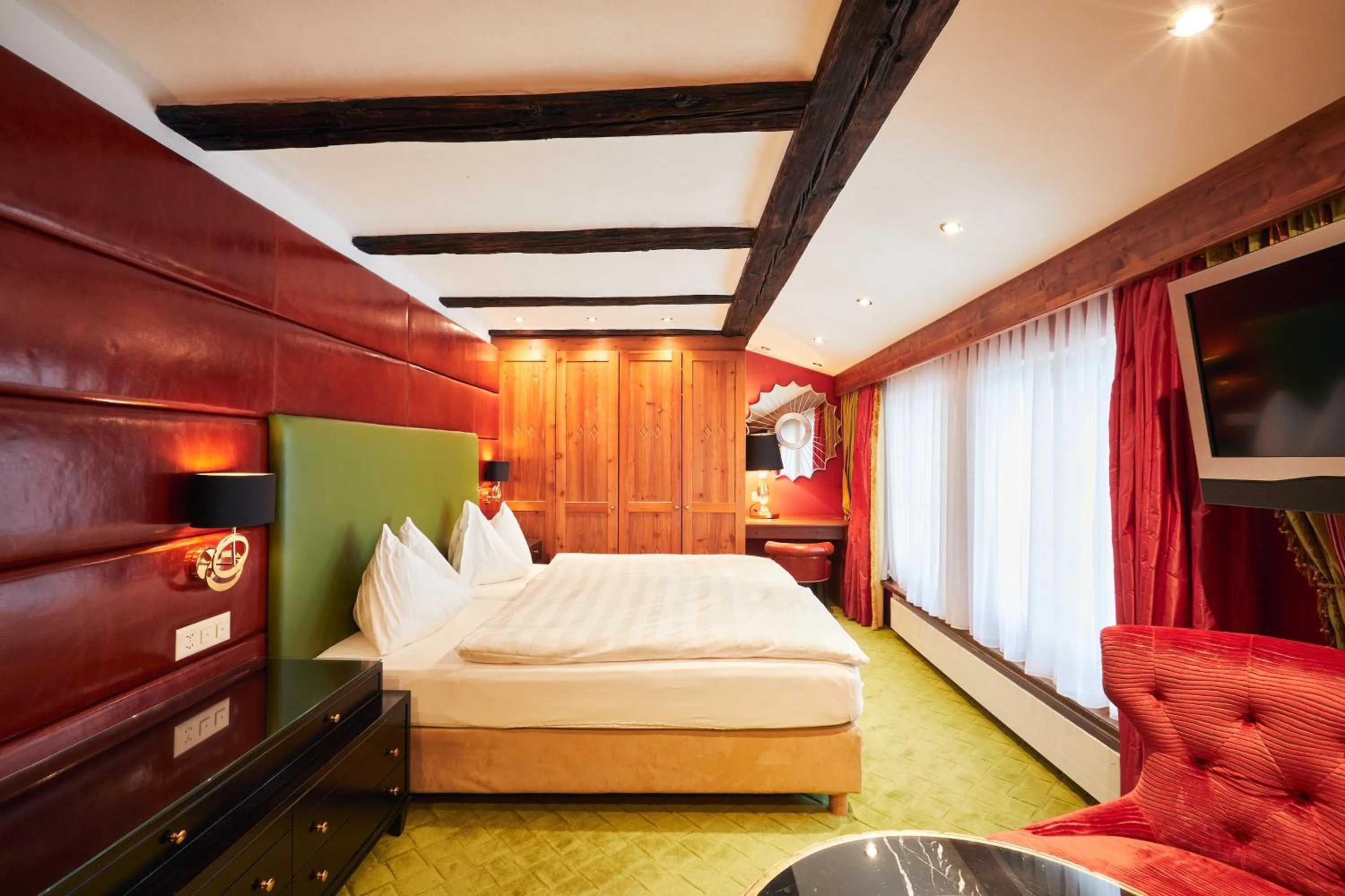 Bed in Resort Hotel Alex Zermatt