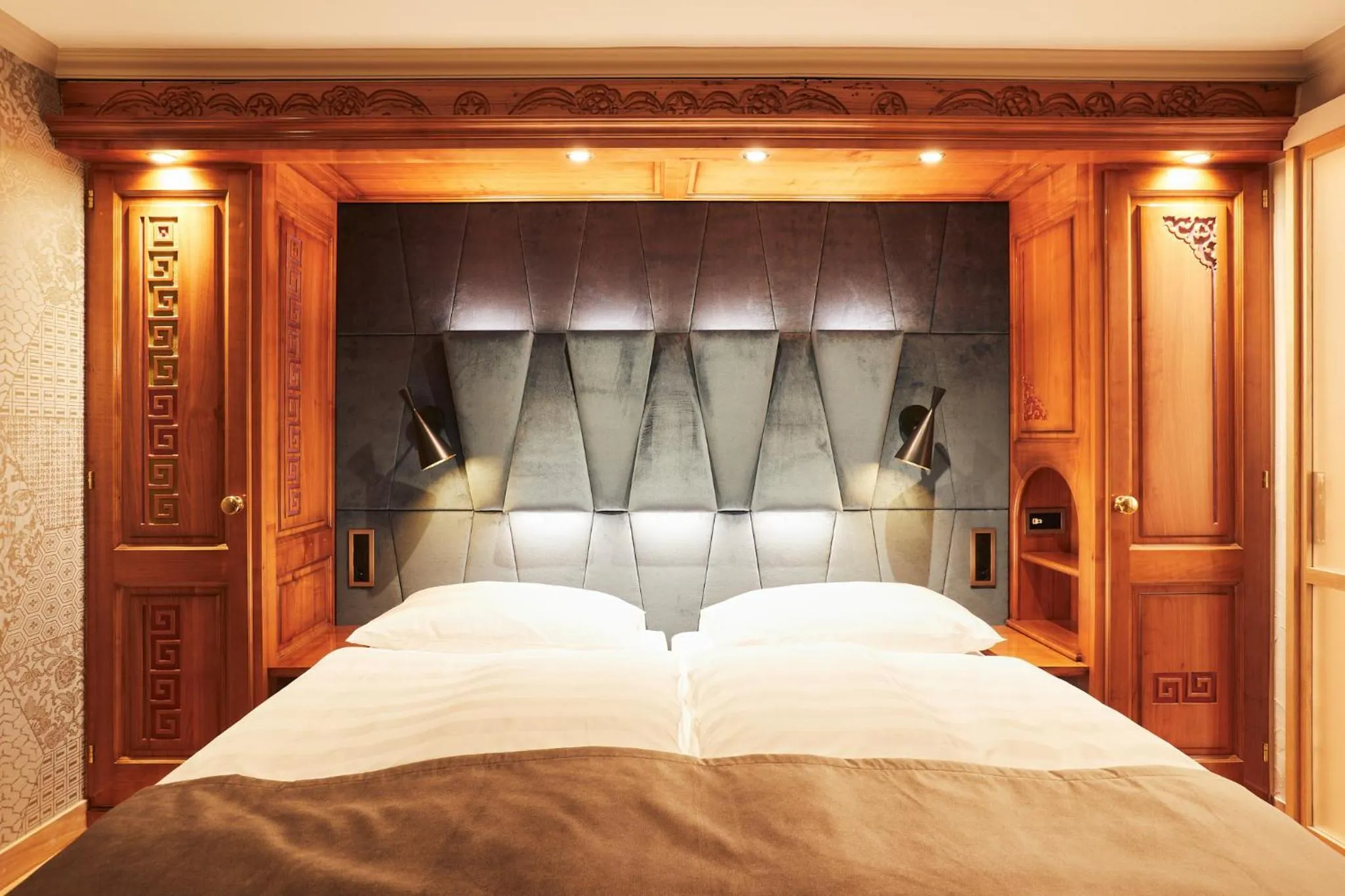 Bed in Resort Hotel Alex Zermatt