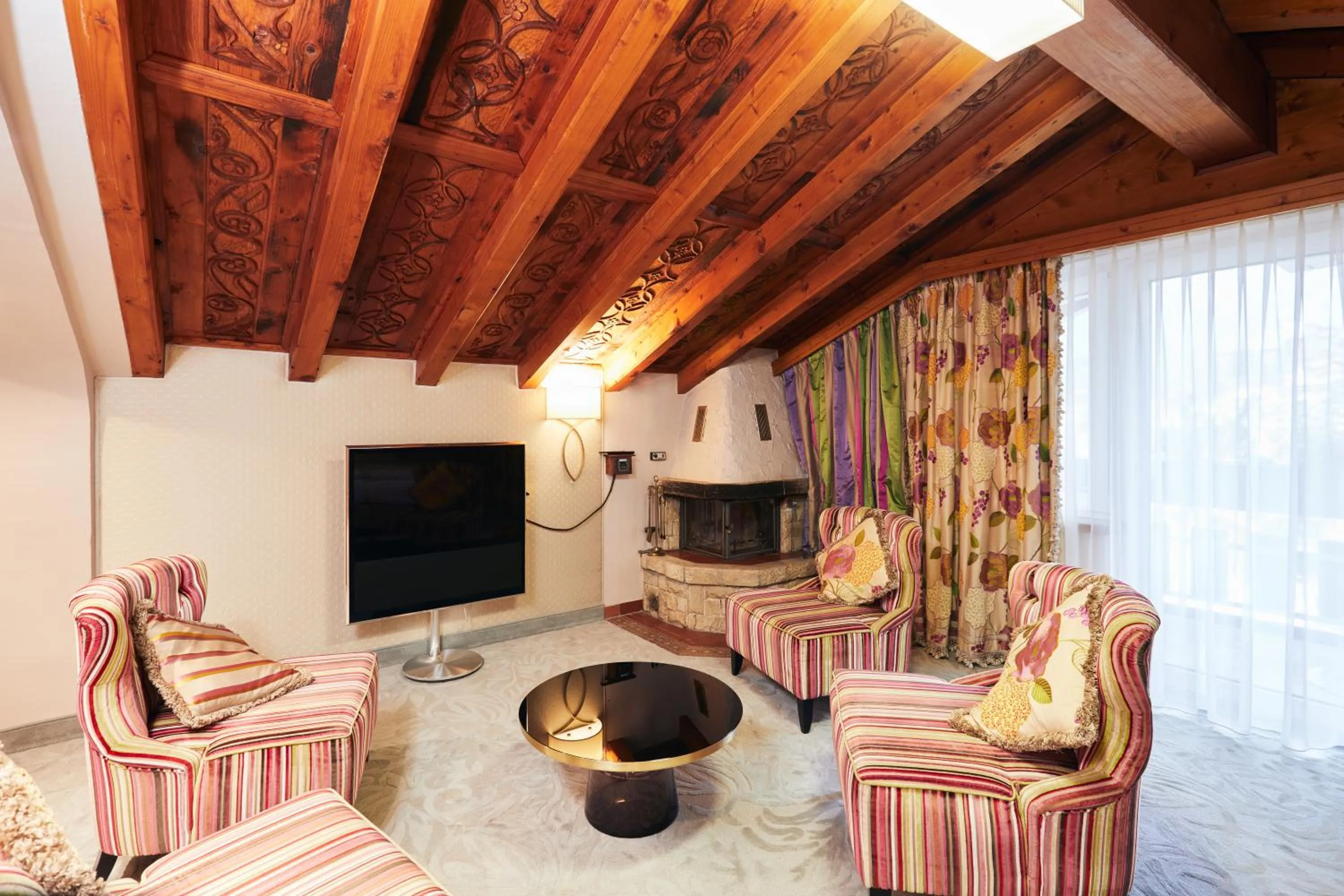 TV and multimedia in Resort Hotel Alex Zermatt