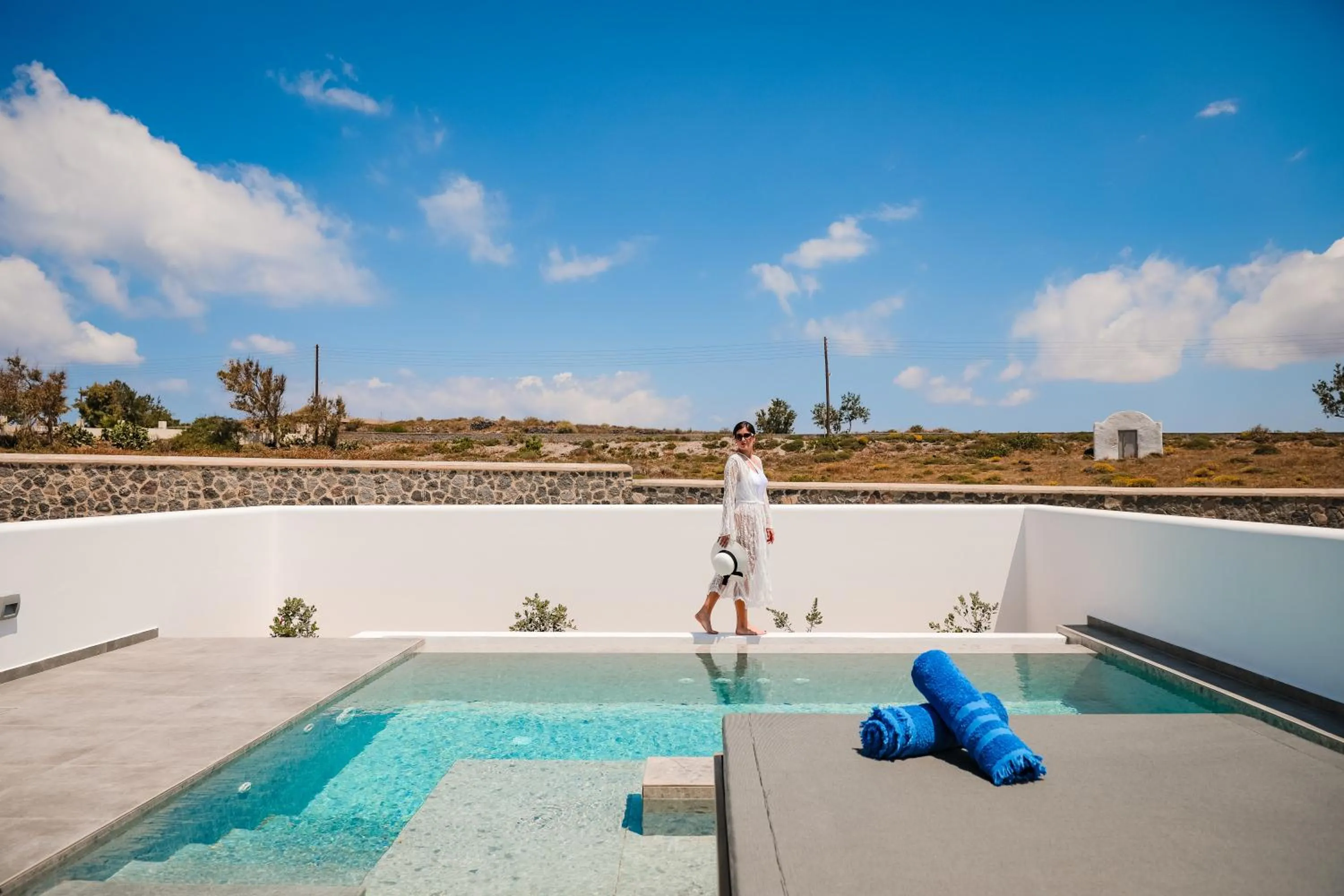 Day in Vineyard Exclusive Suites