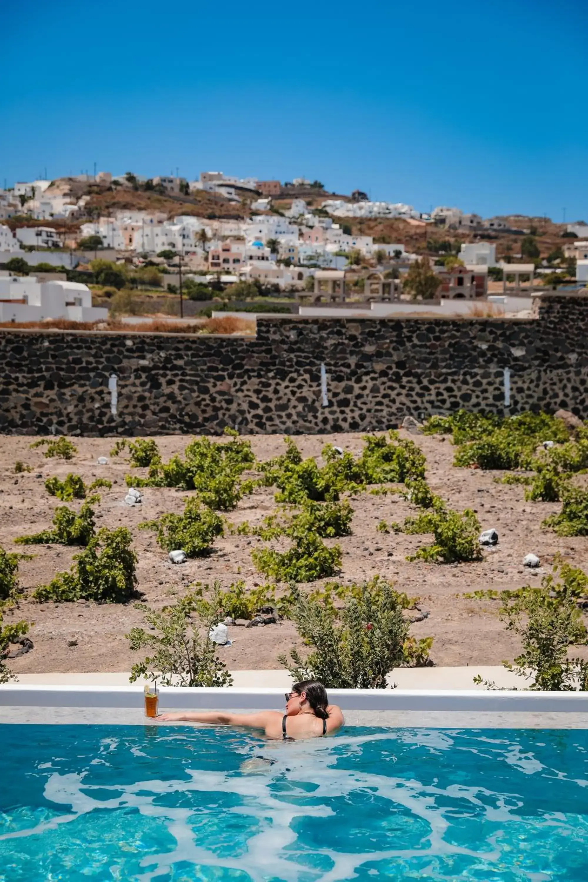 Pool view in Vineyard Exclusive Suites Pool view in Vineyard Exclusive Suites