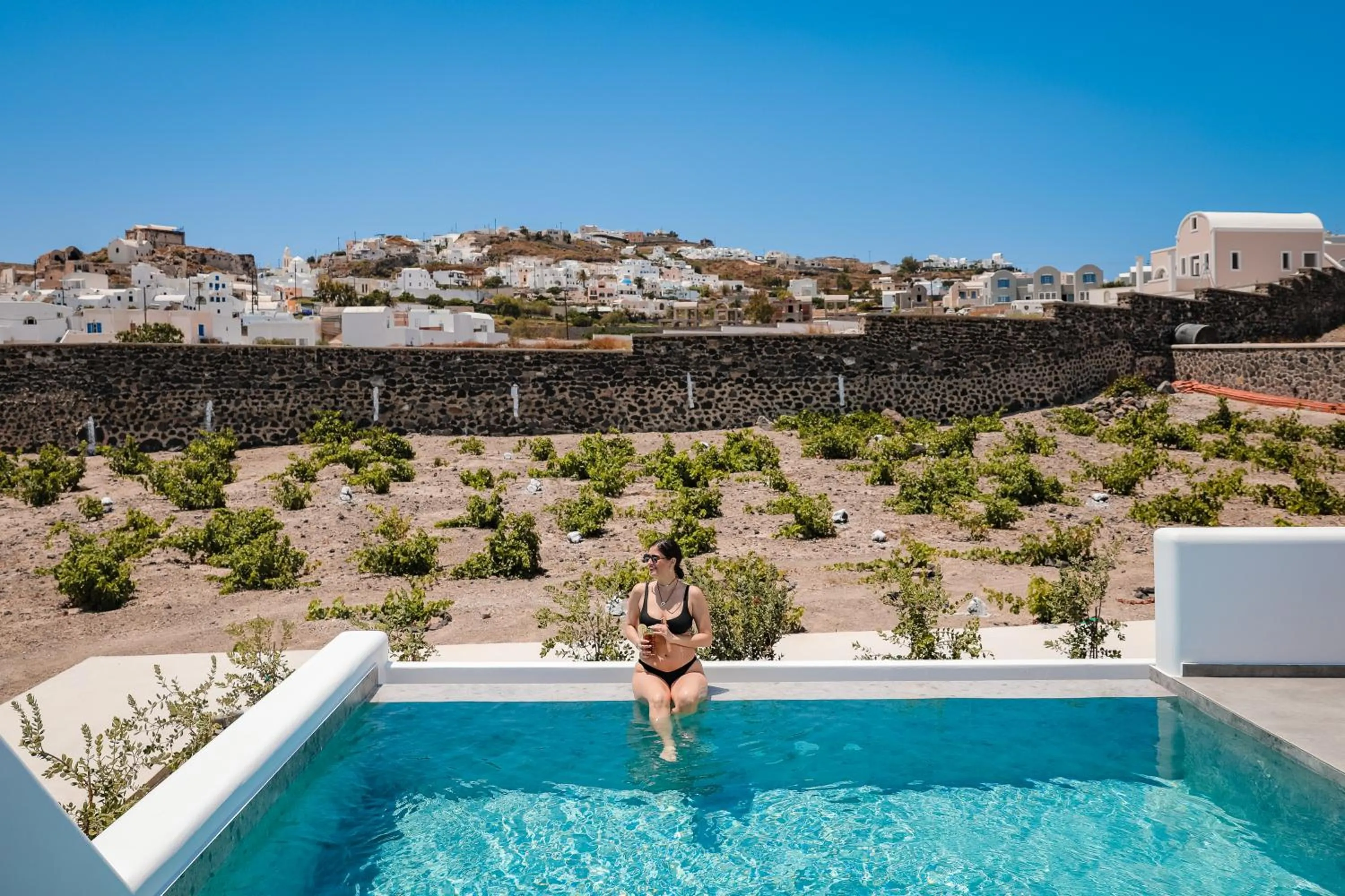 Day in Vineyard Exclusive Suites