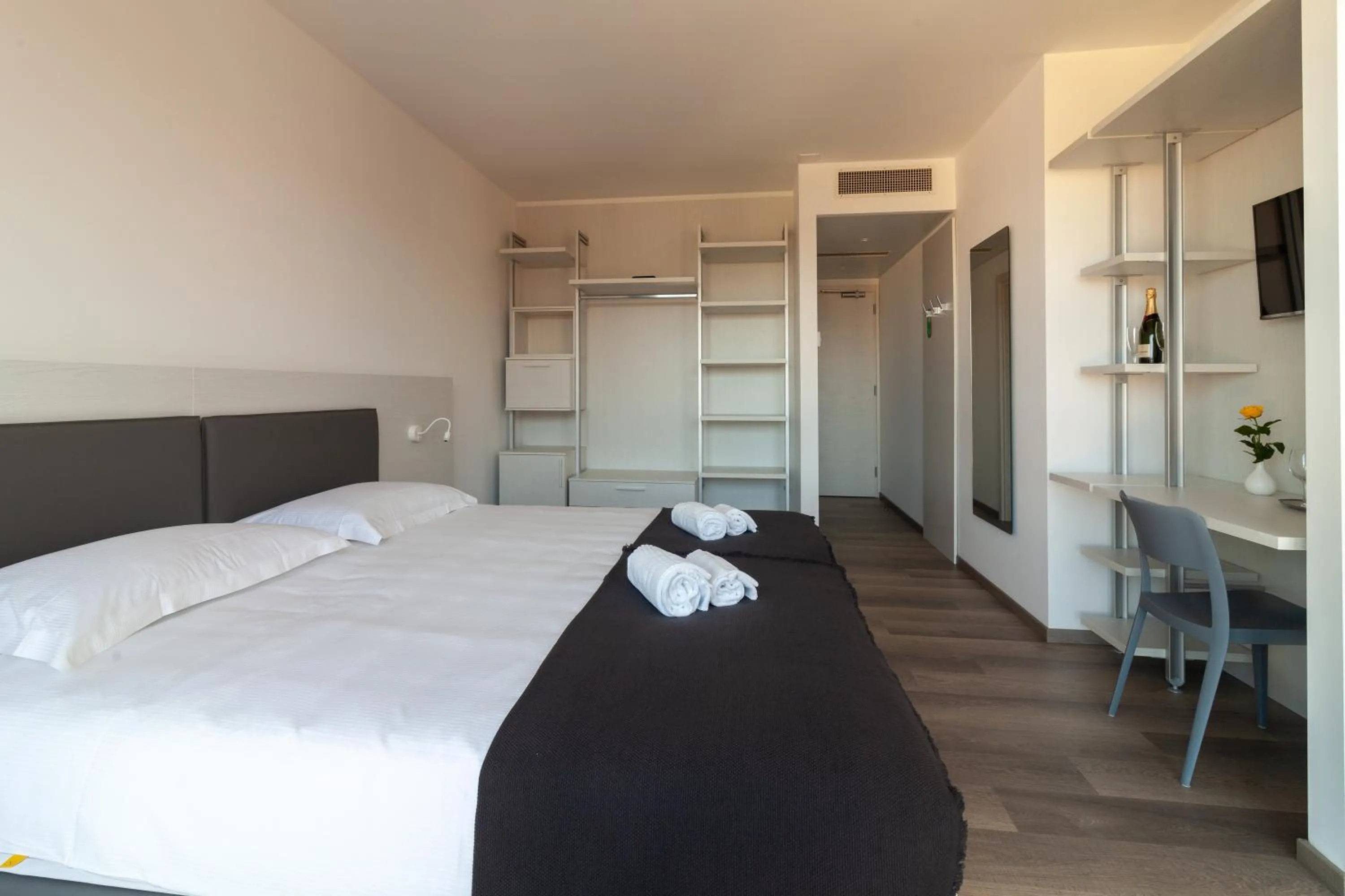 Photo of the whole room, Bed in Hotel Albergo Milano