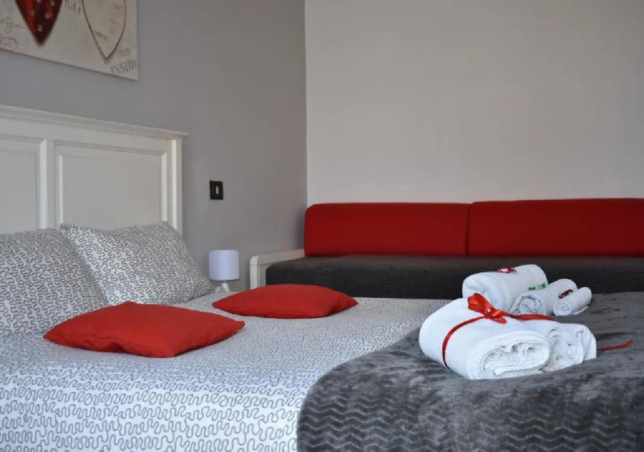 Bedroom, Bed in Alma Nua