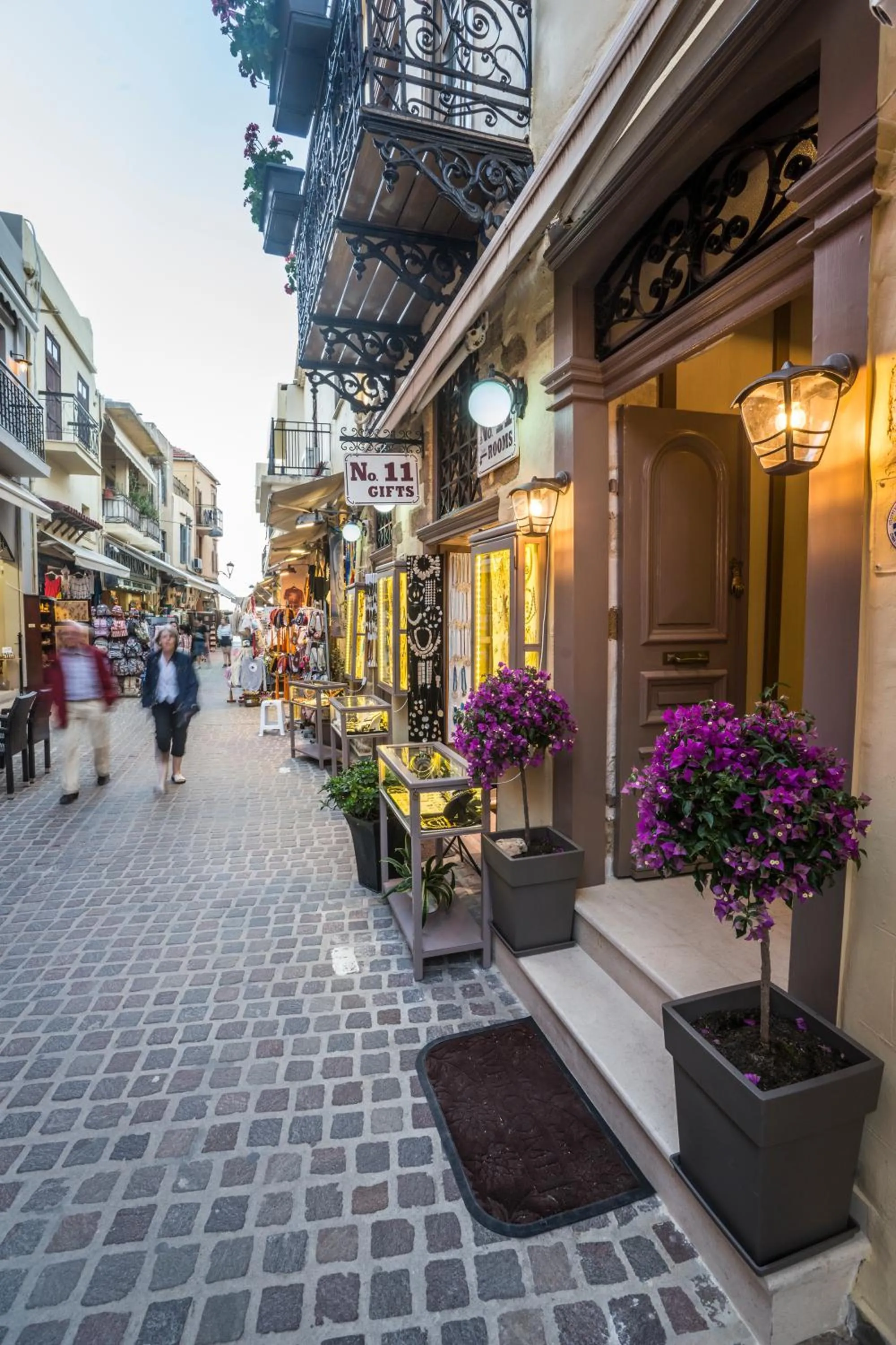 Facade/entrance in 11City Rooms