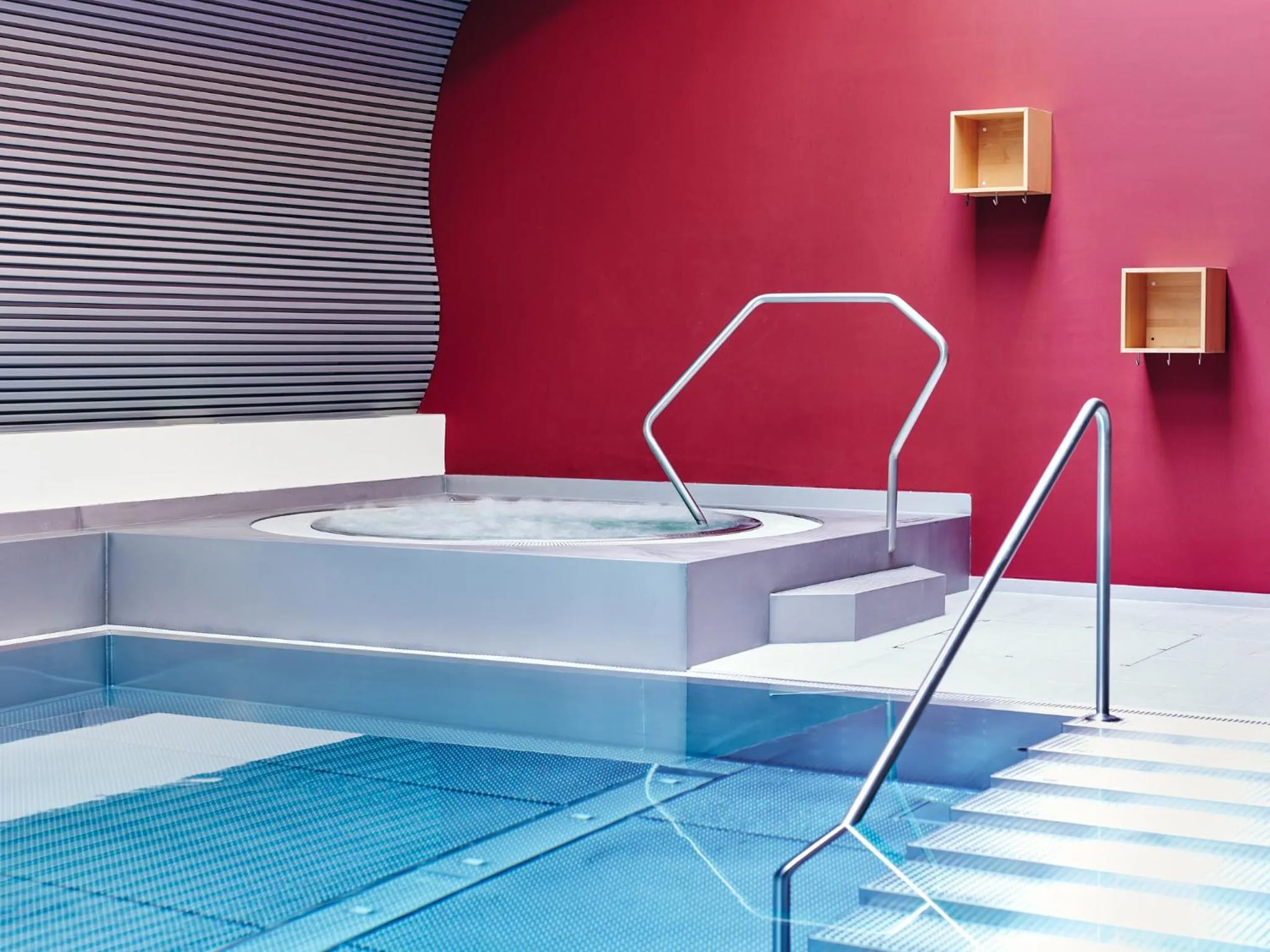 Pool view in Hotel Ambassador Zermatt