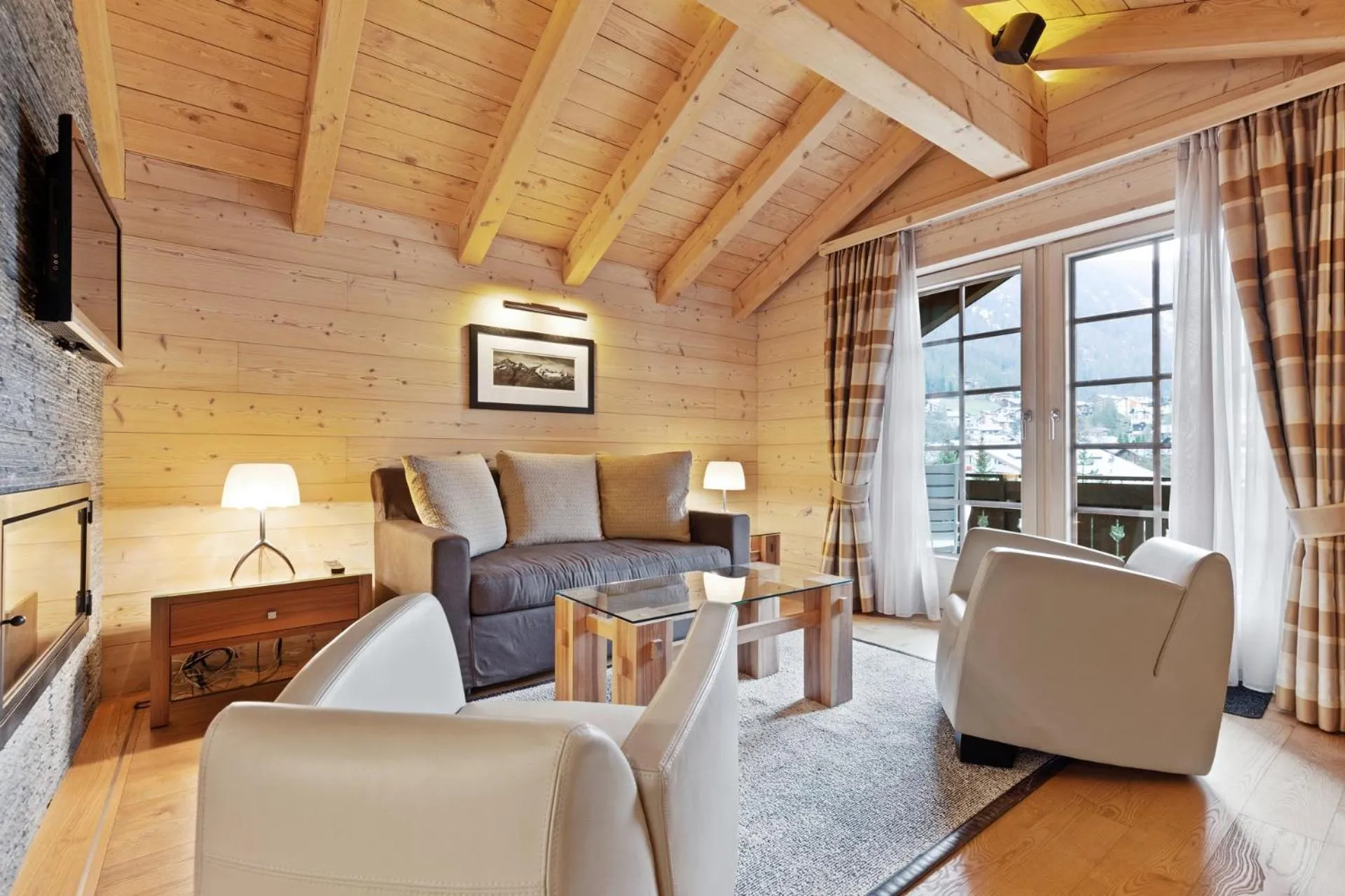 Seating area in Grand Hotel Zermatterhof