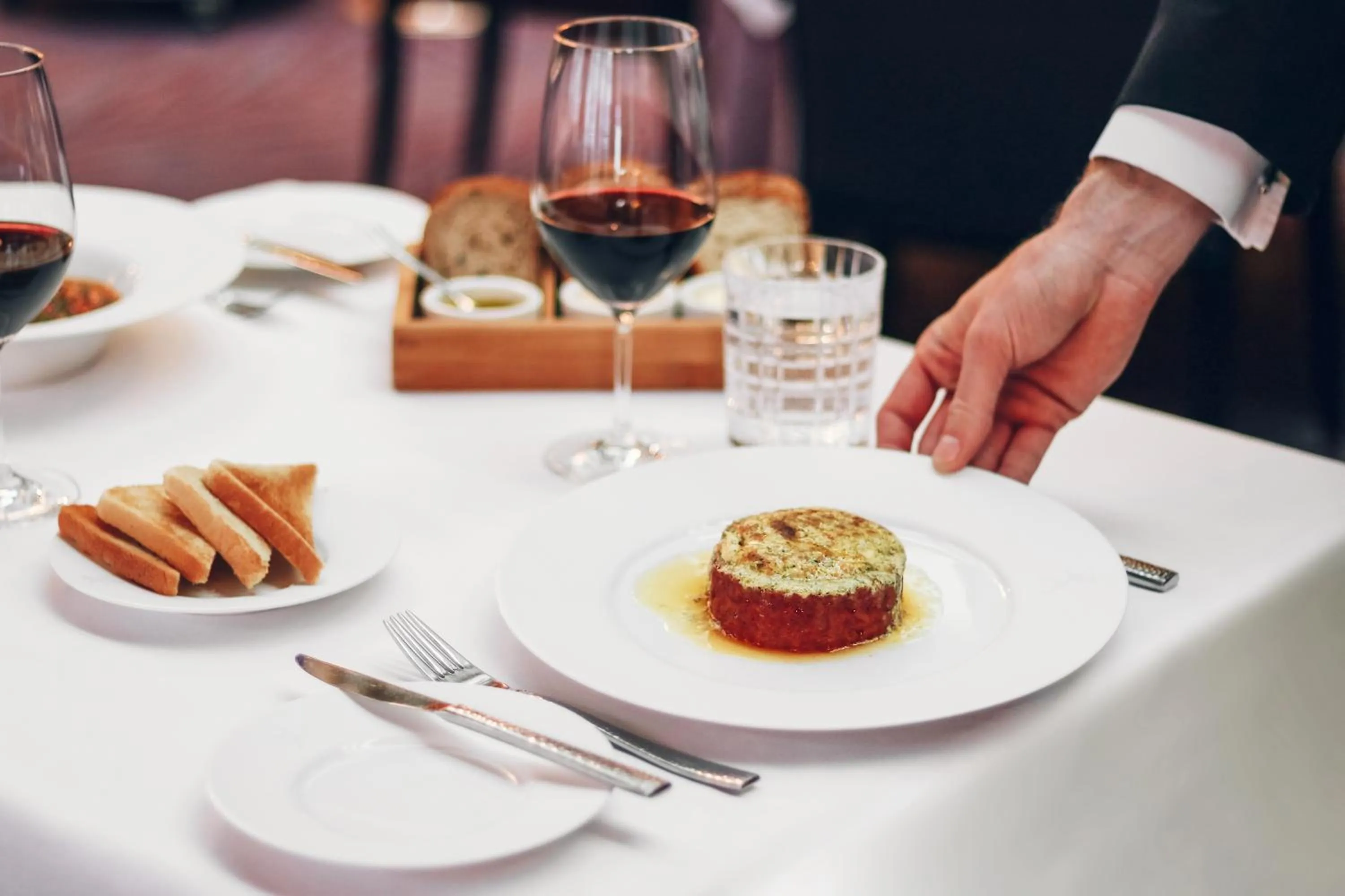 Food and drinks in Grand Hotel Zermatterhof