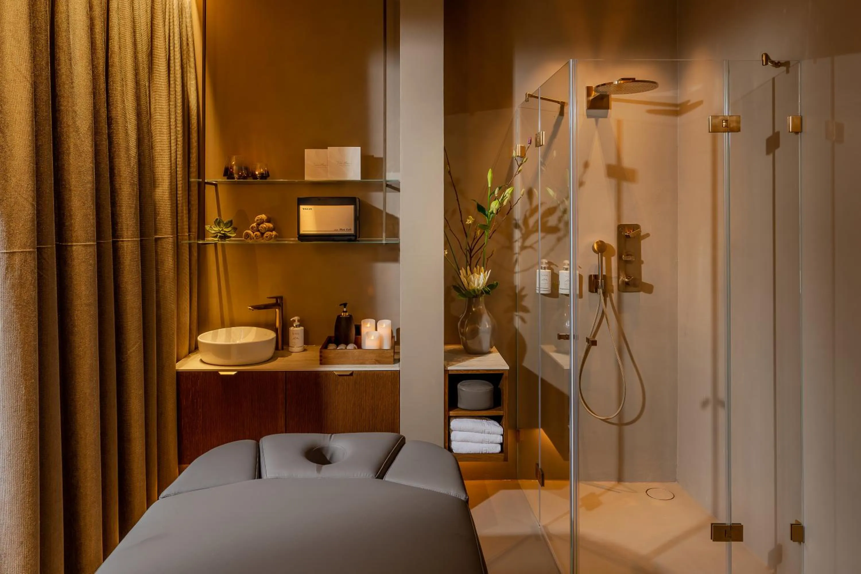 Spa and wellness centre/facilities in Grand Hotel Zermatterhof