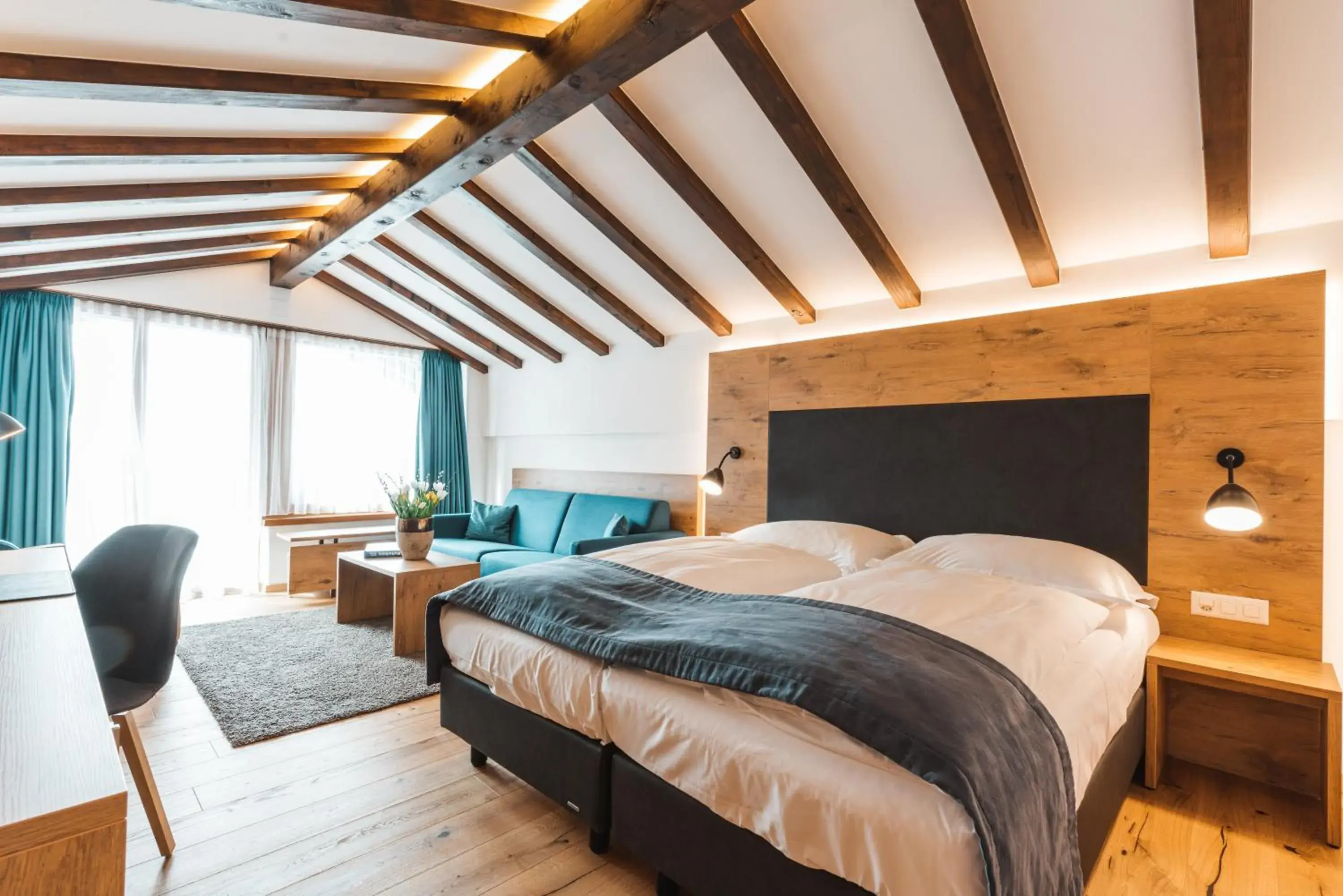 Longstay Twin Room with Matterhorn View in Alpen Resort & Spa Longstay Twin Room with Matterhorn View in Alpen Resort & Spa