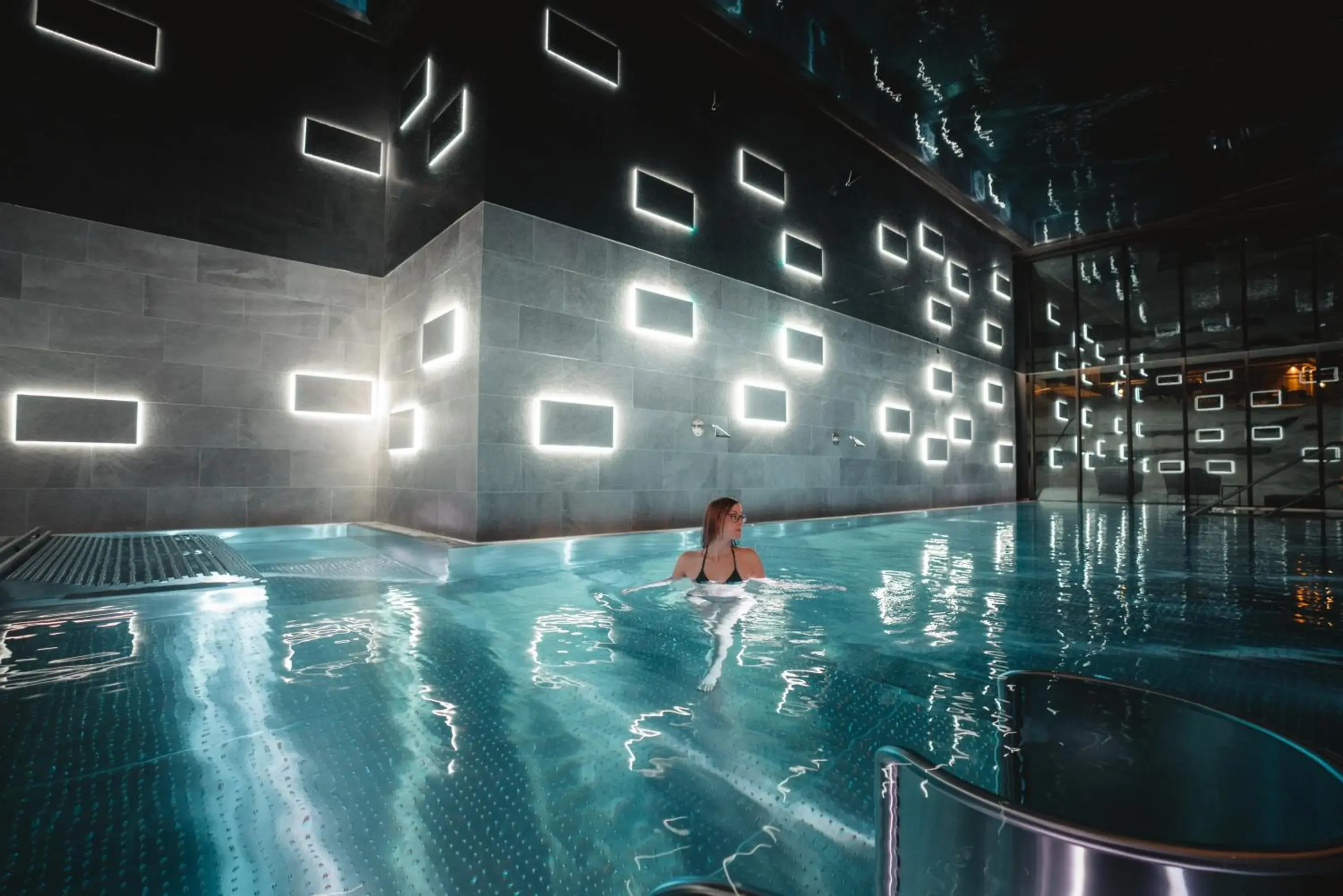 Swimming pool in Alpen Resort & Spa Swimming pool in Alpen Resort & Spa