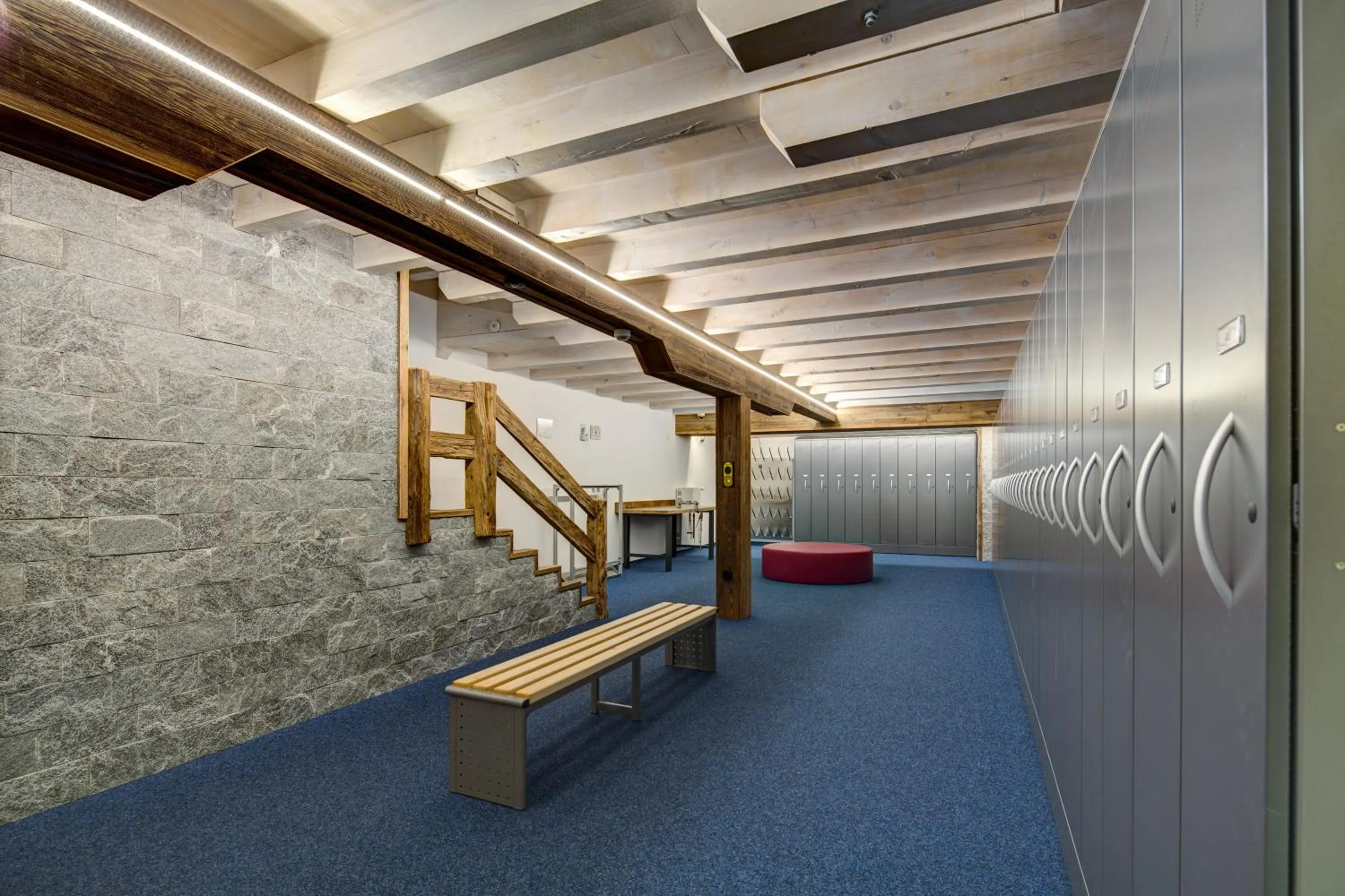 Skiing in Alpen Resort & Spa