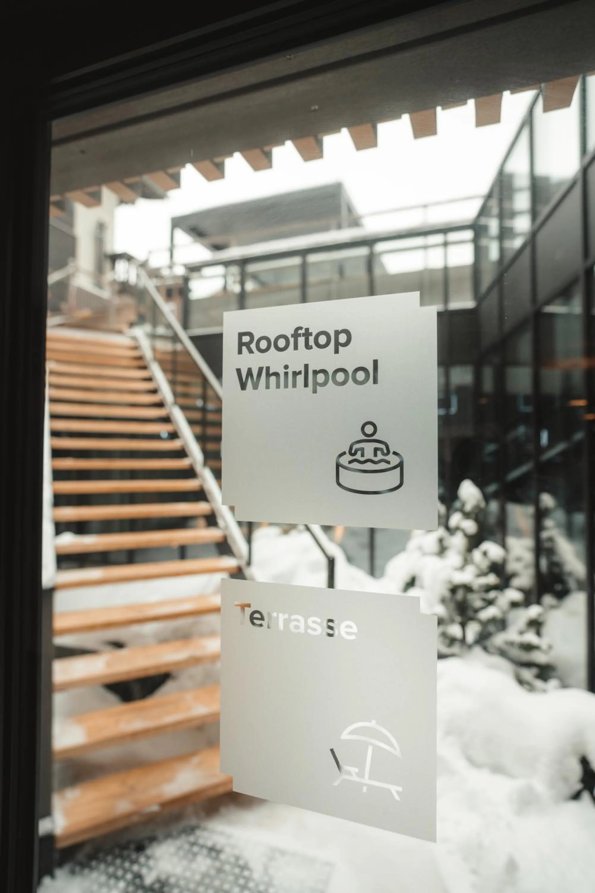 Swimming pool in Alpen Resort & Spa