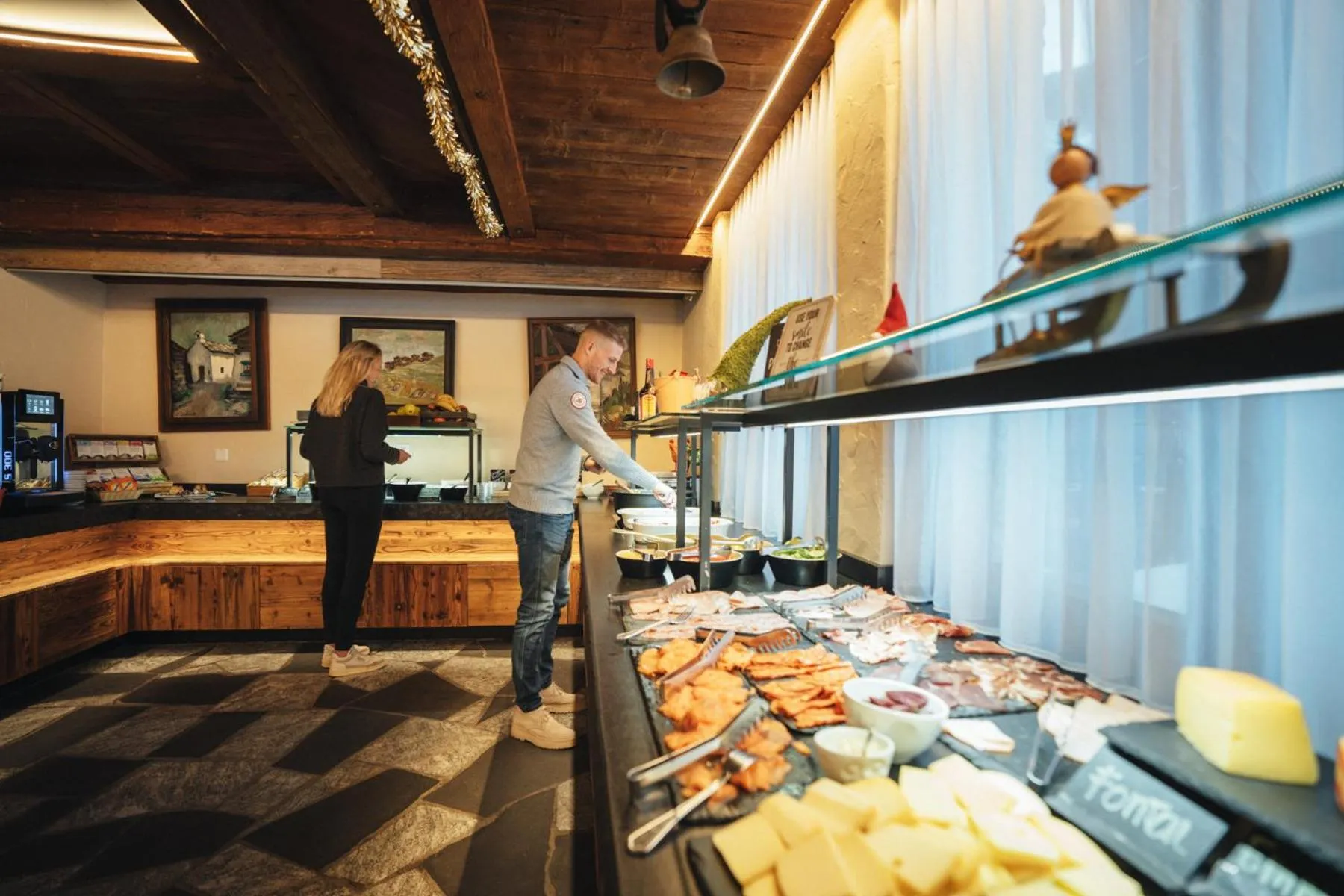 Breakfast in Alpen Resort & Spa