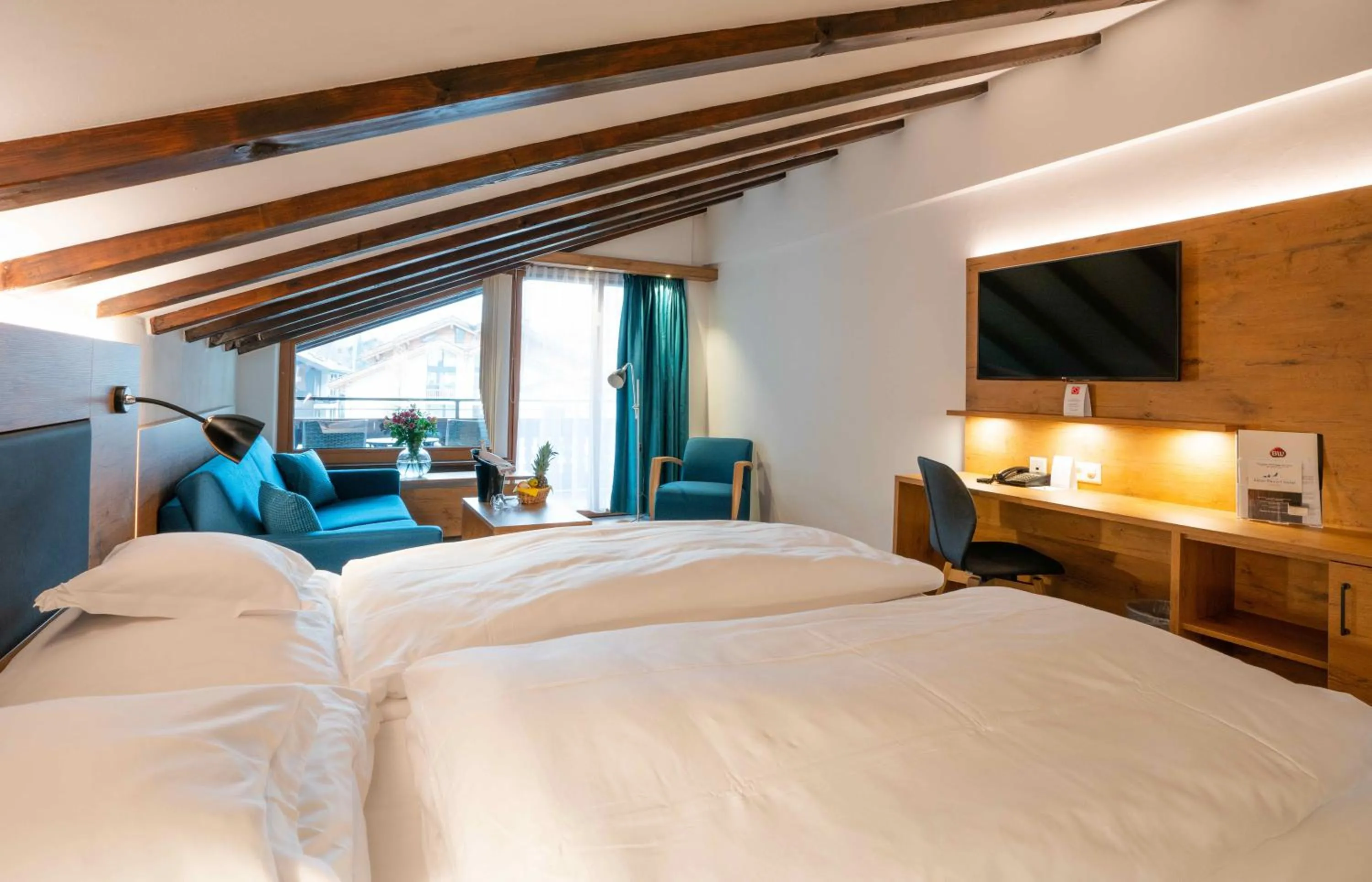 Photo of the whole room, Bed in Alpen Resort & Spa