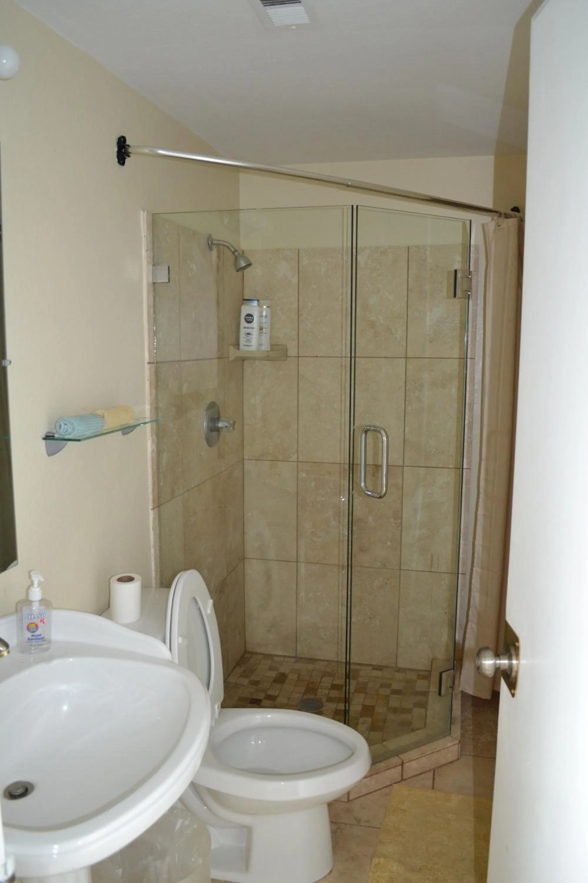 Bed and Breakfast in Hollywood Hills