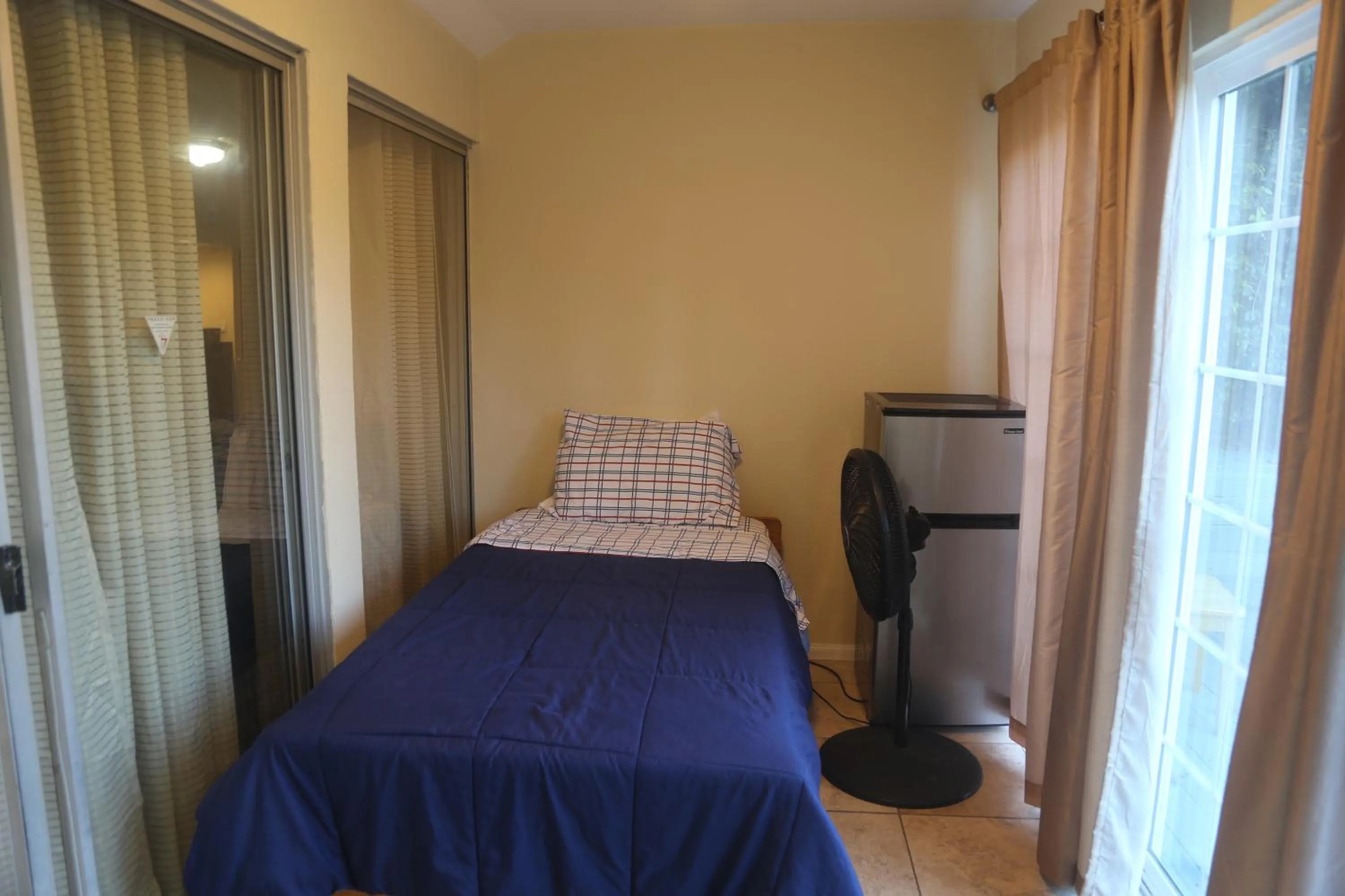 Bedroom in Bed and Breakfast in Hollywood Hills