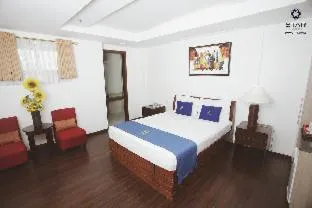 Photo of the whole room, Bed in Star Hotel