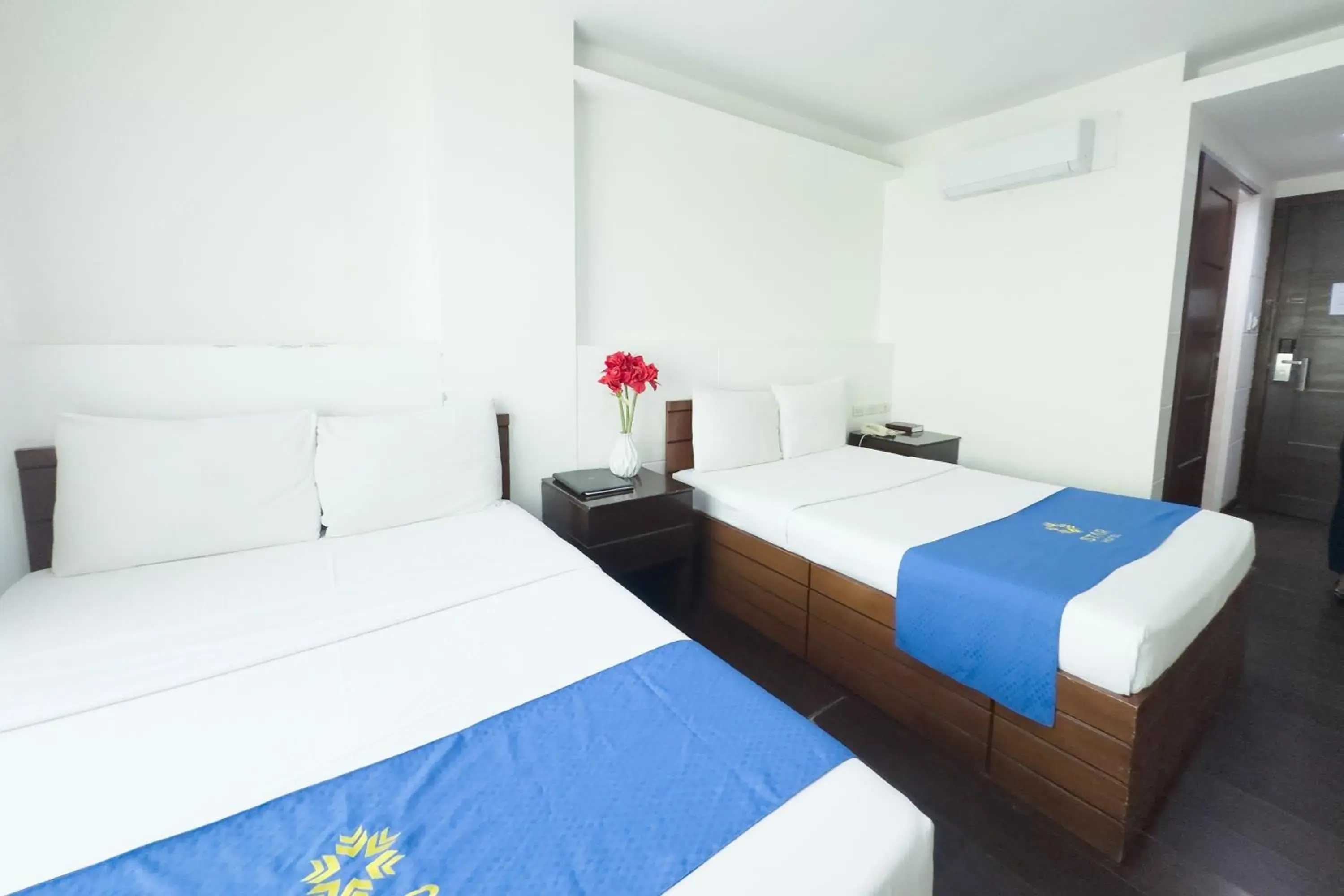 Quadruple Room in Star Hotel Davao Quadruple Room in Star Hotel Davao