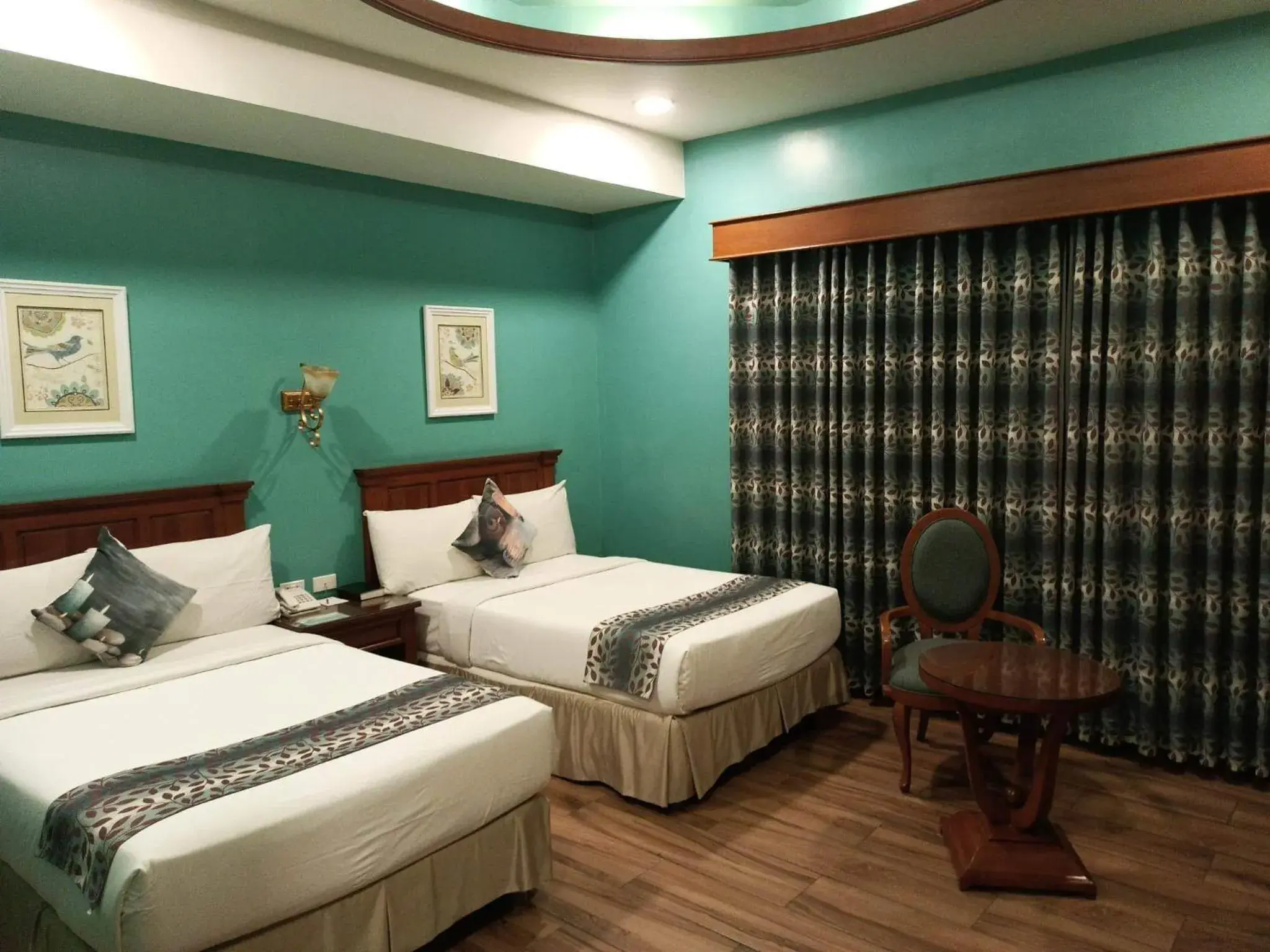 Bedroom, Bed in Paragon Hotel and Suites Bedroom, Bed in Paragon Hotel and Suites