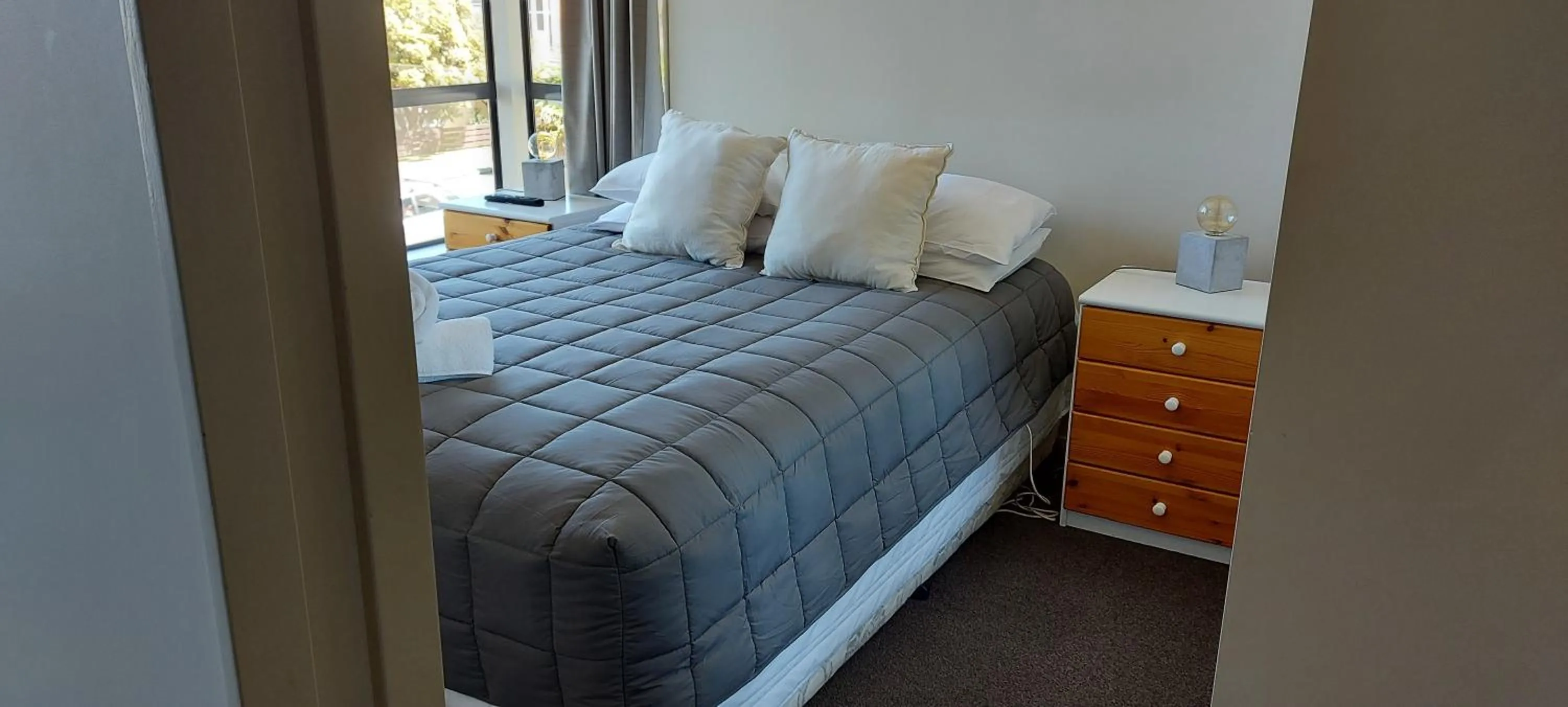 Bedroom, Bed in The Atrium