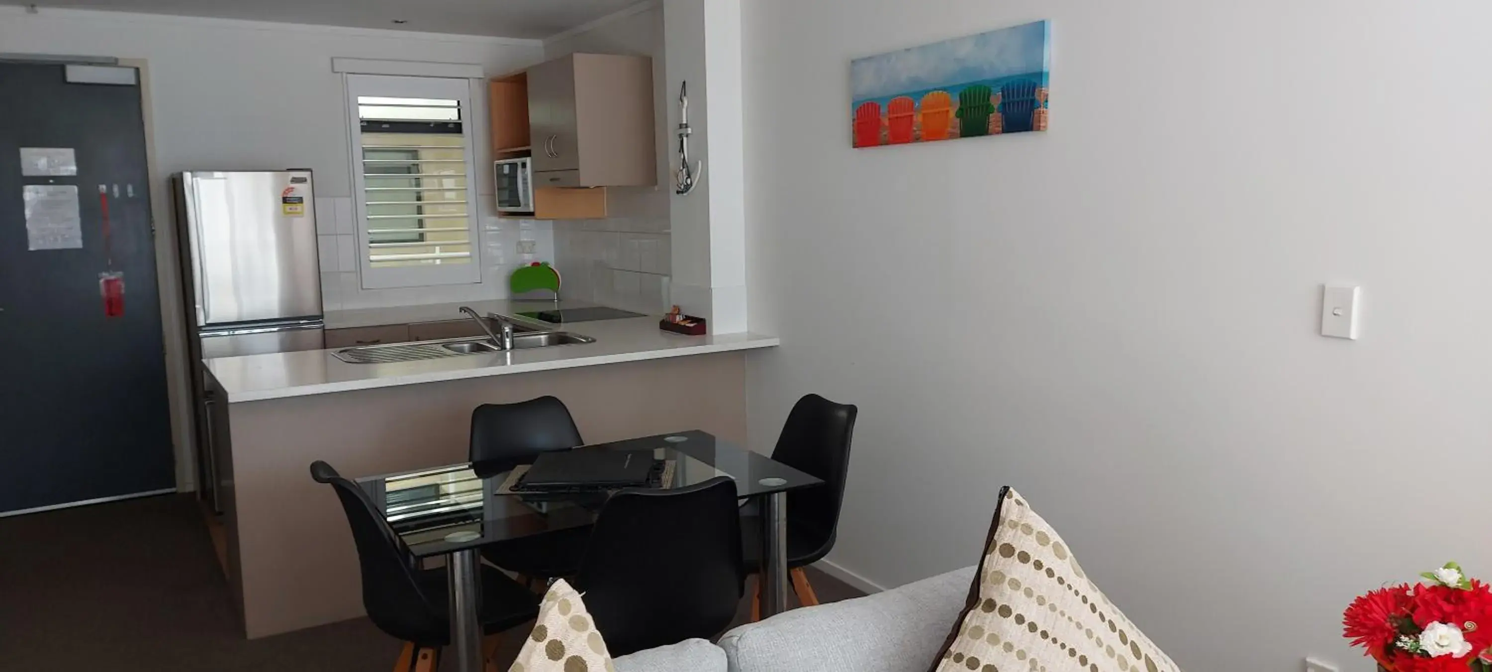 Two-Bedroom Apartment - Lower Floor in The Atrium Two-Bedroom Apartment - Lower Floor in The Atrium