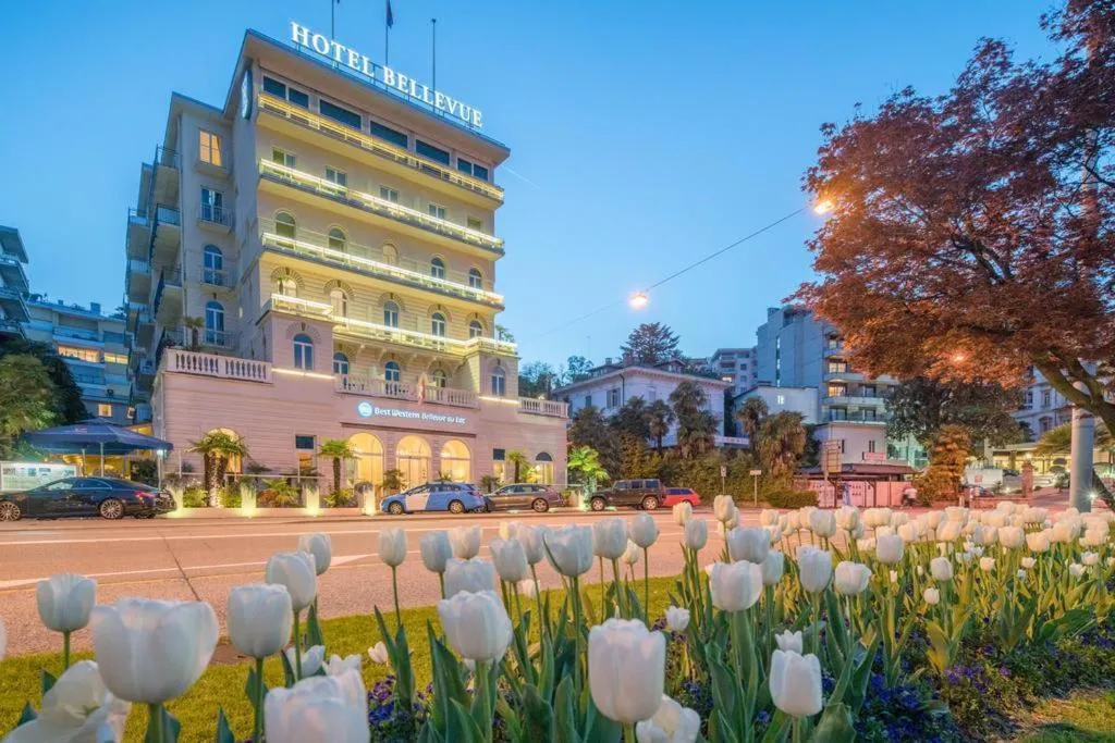 Property building in Best Western Hotel Bellevue au Lac