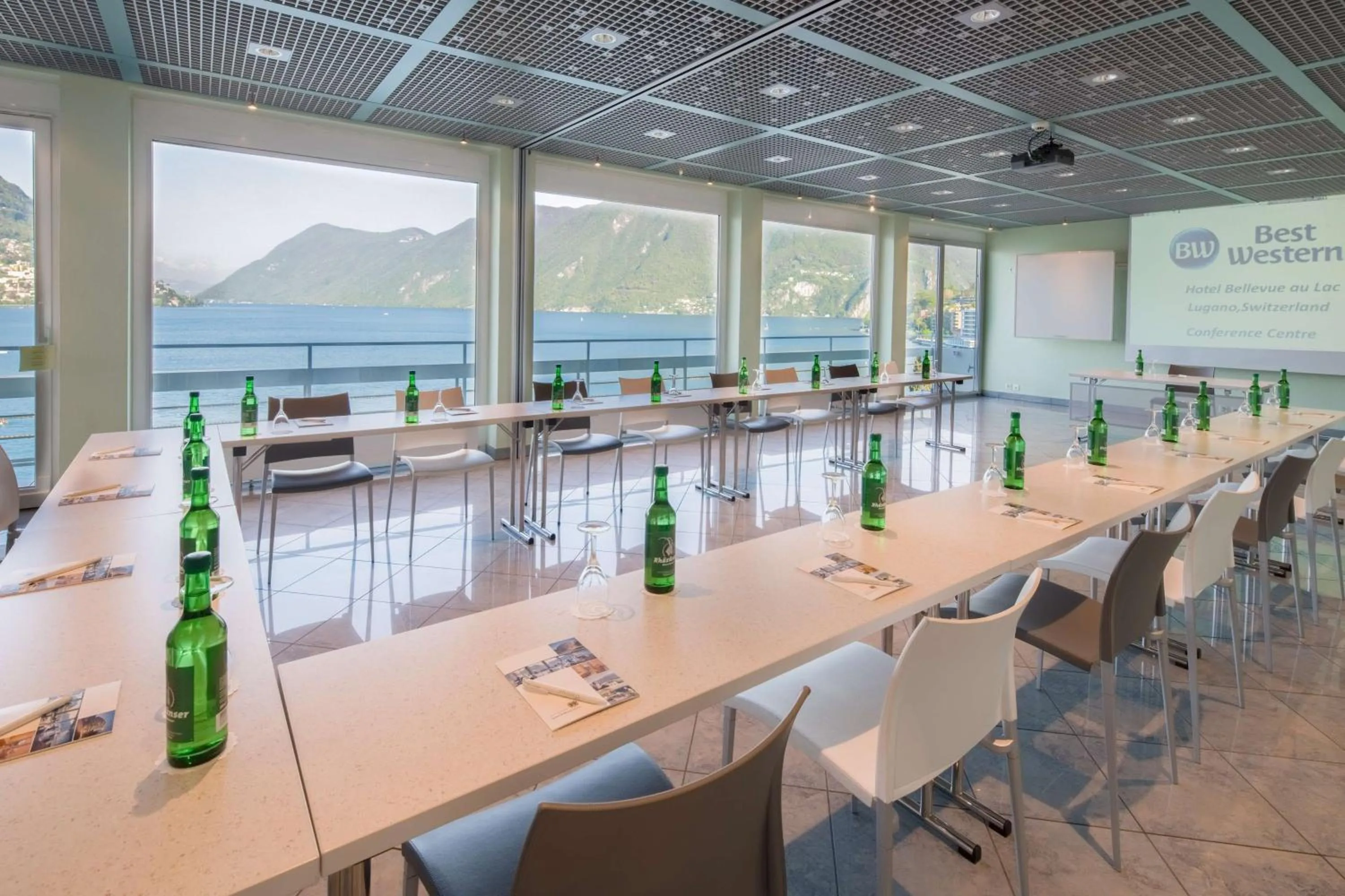 Meeting/conference room in Best Western Hotel Bellevue au Lac