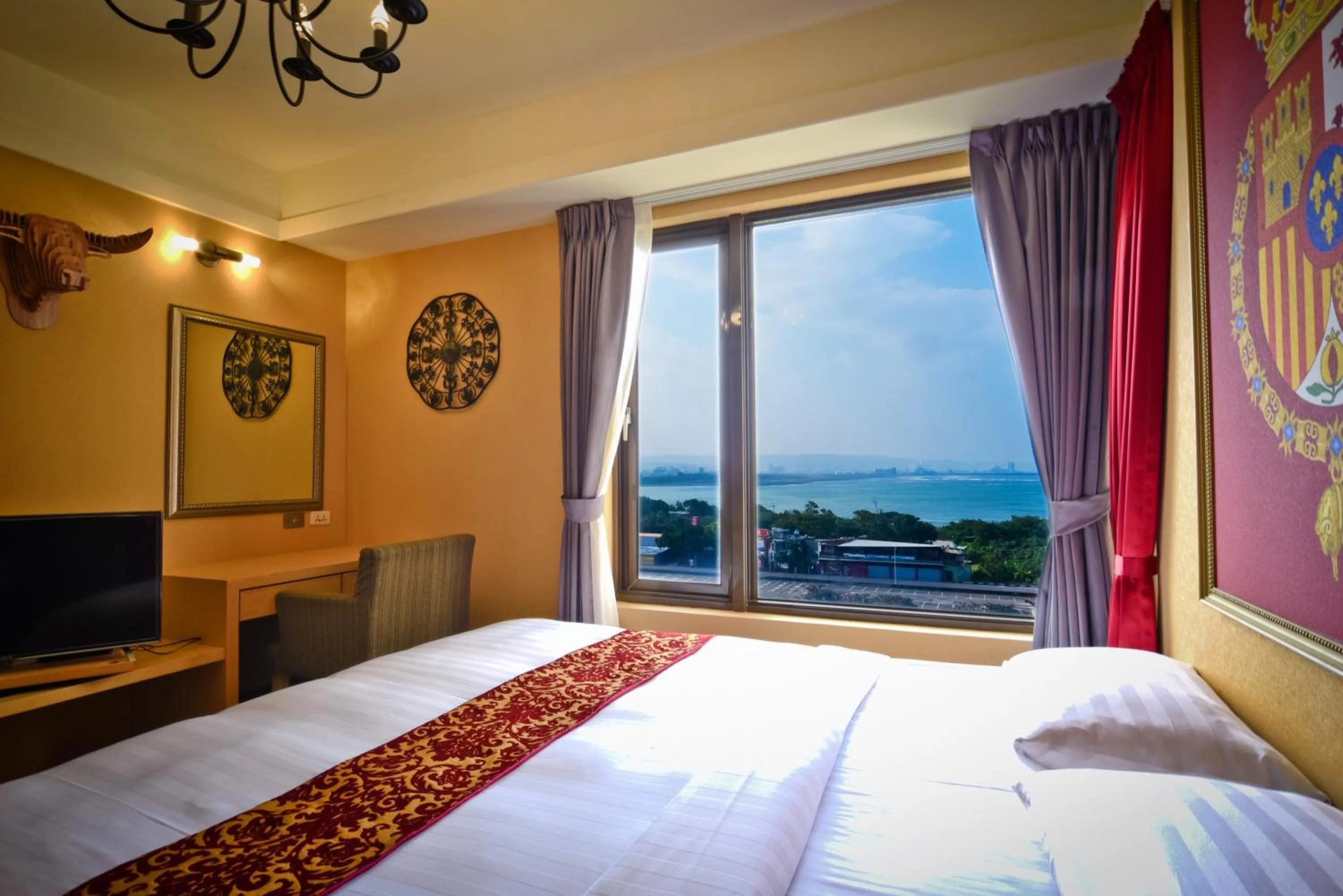 bunk bed, Bed in Sunrise Business Hotel - Tamsui