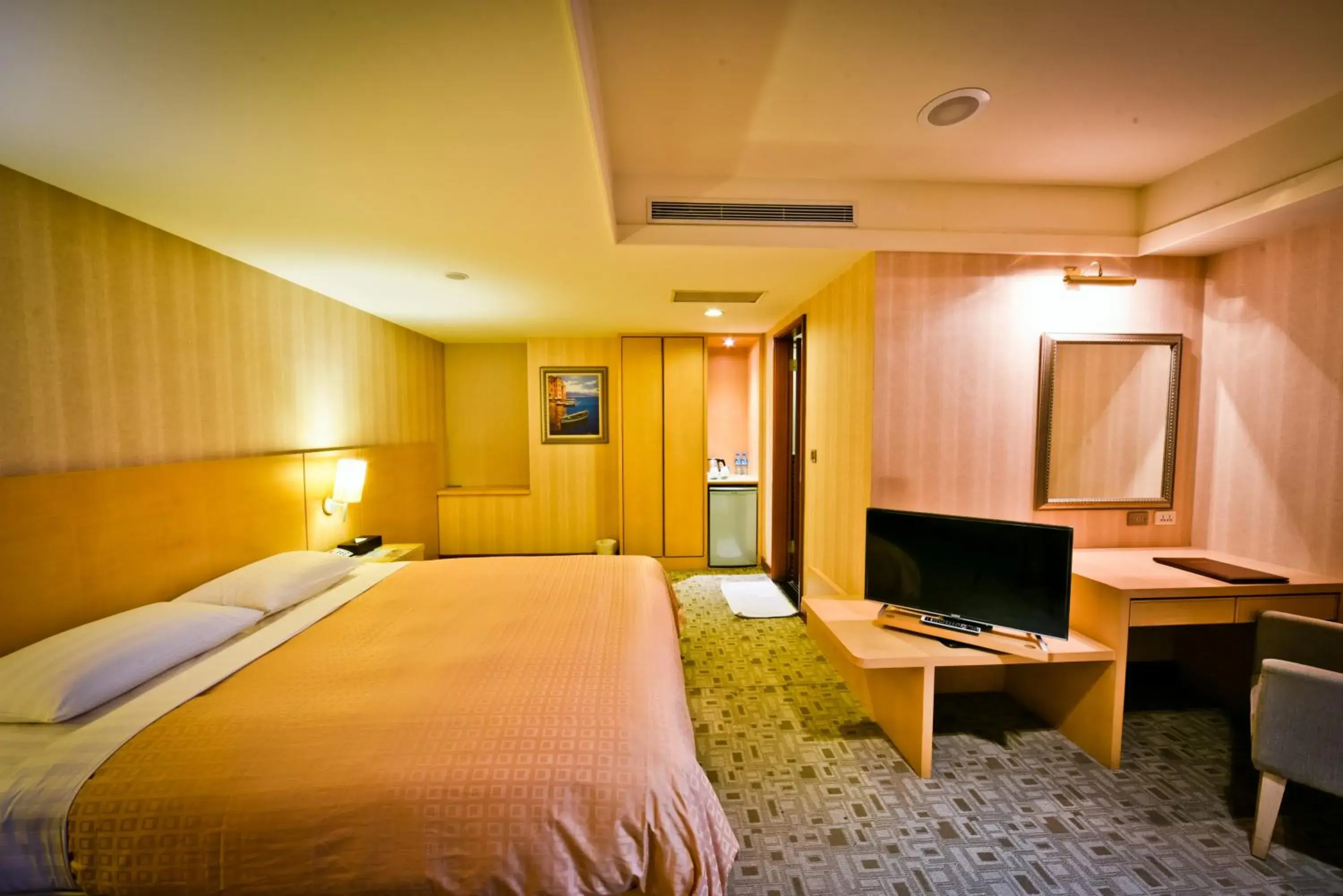 Photo of the whole room in Sunrise Business Hotel - Tamsui Photo of the whole room in Sunrise Business Hotel - Tamsui