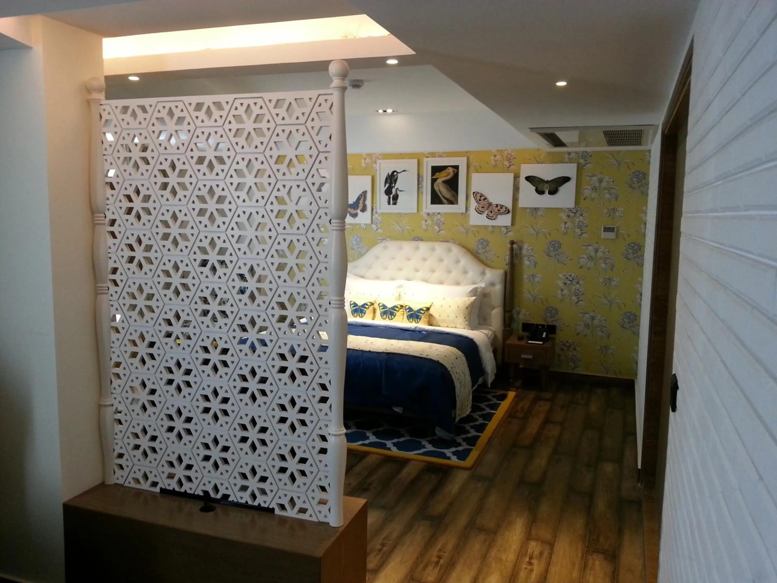 Photo of the whole room, Bed in Mosaic Original, Mussoorie
