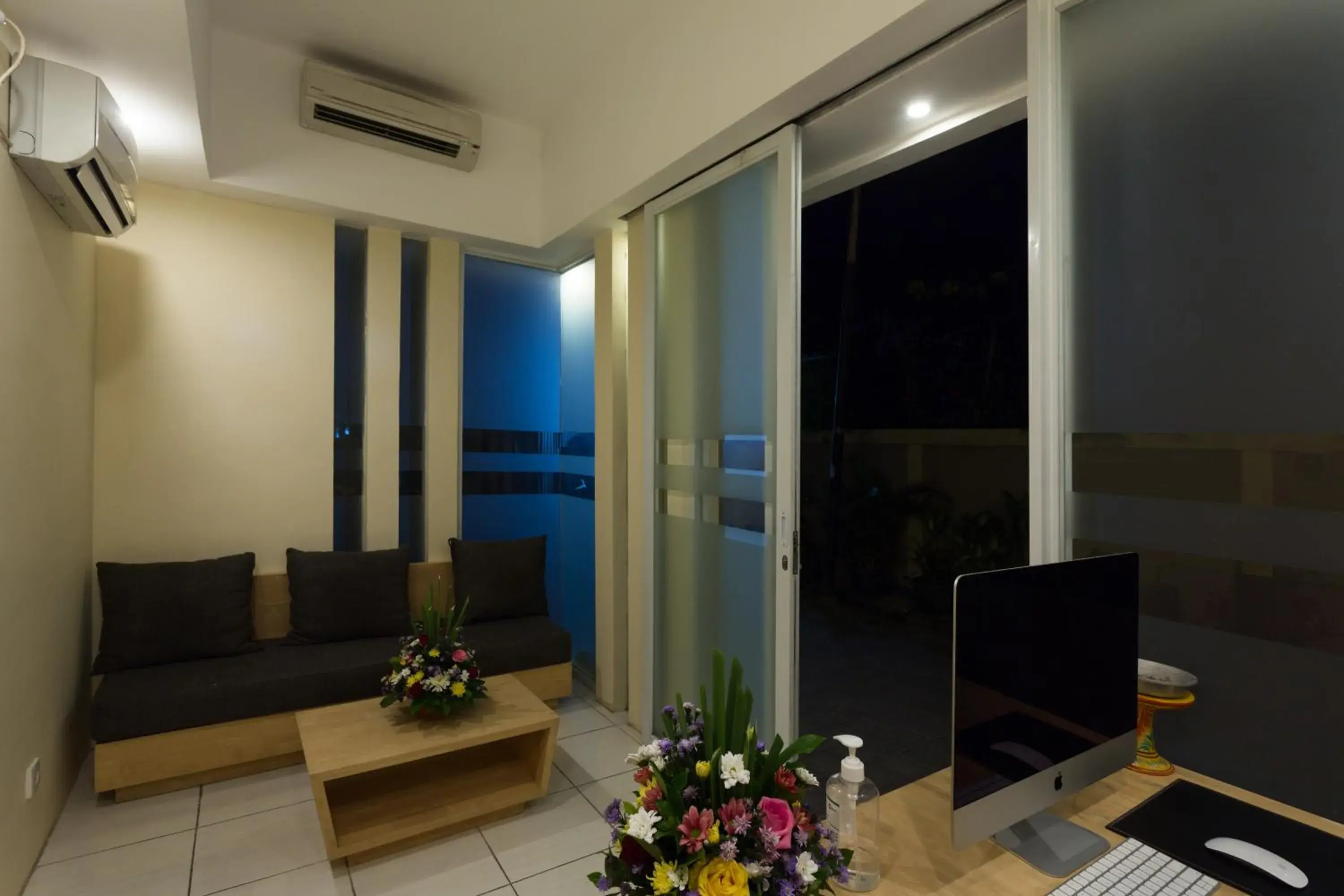 Lobby or reception in Paisa Villa Seminyak Lobby or reception in Paisa Villa Seminyak