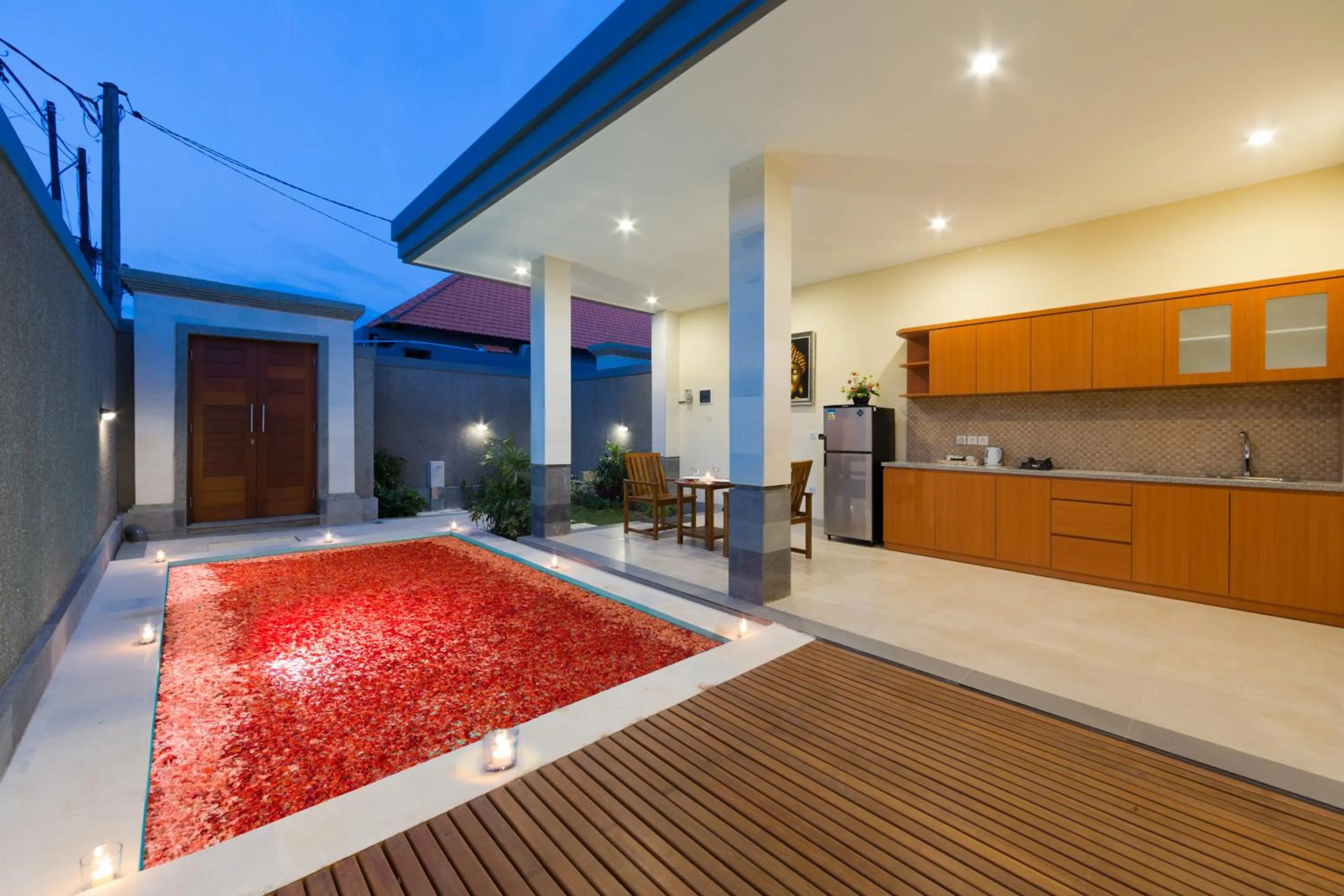 Kitchen or kitchenette in Paisa Villa Seminyak